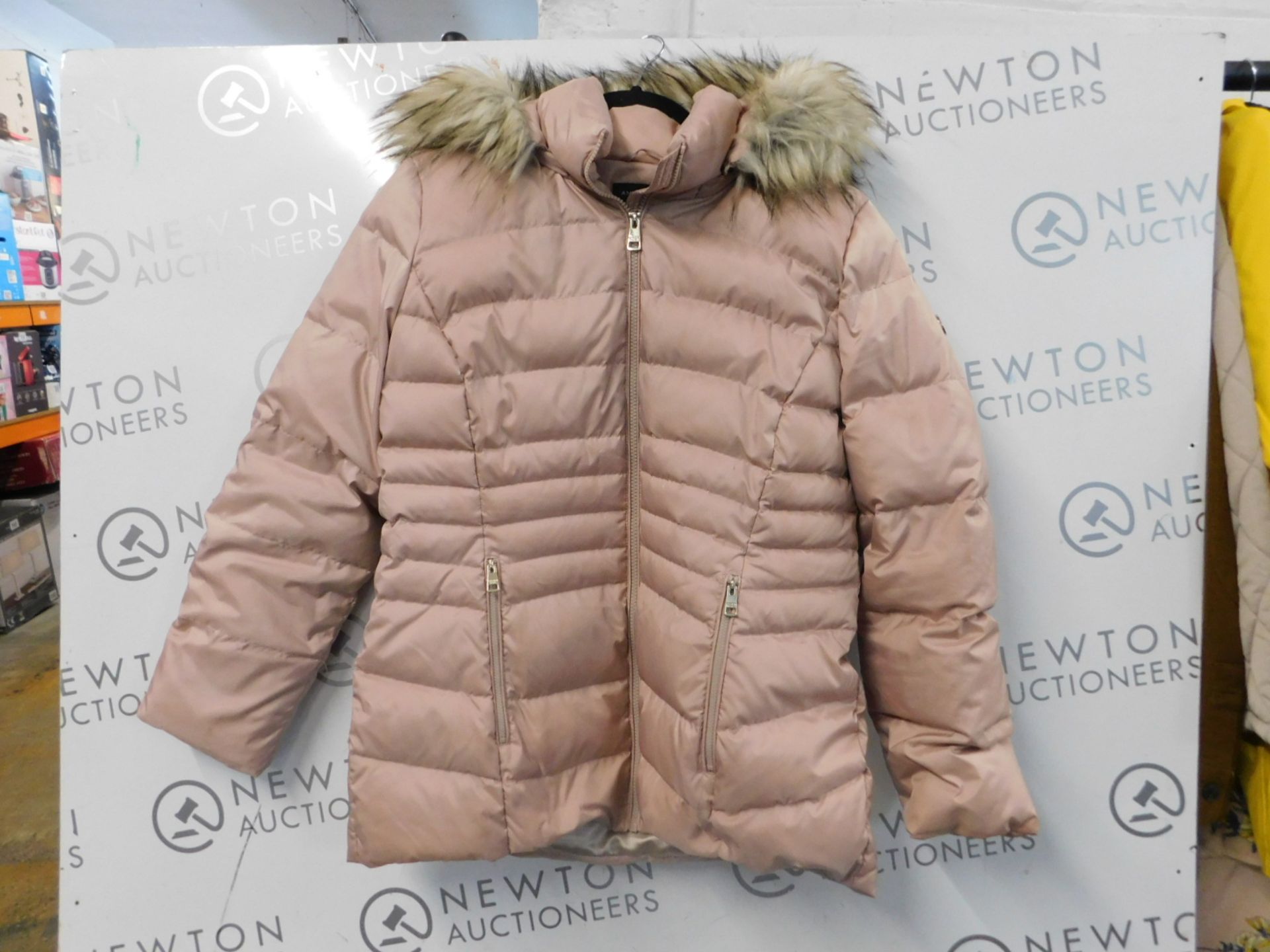 1 LADIES ANDREW MARK HOODED JACKET IN PINK SIZE L RRP Â£99