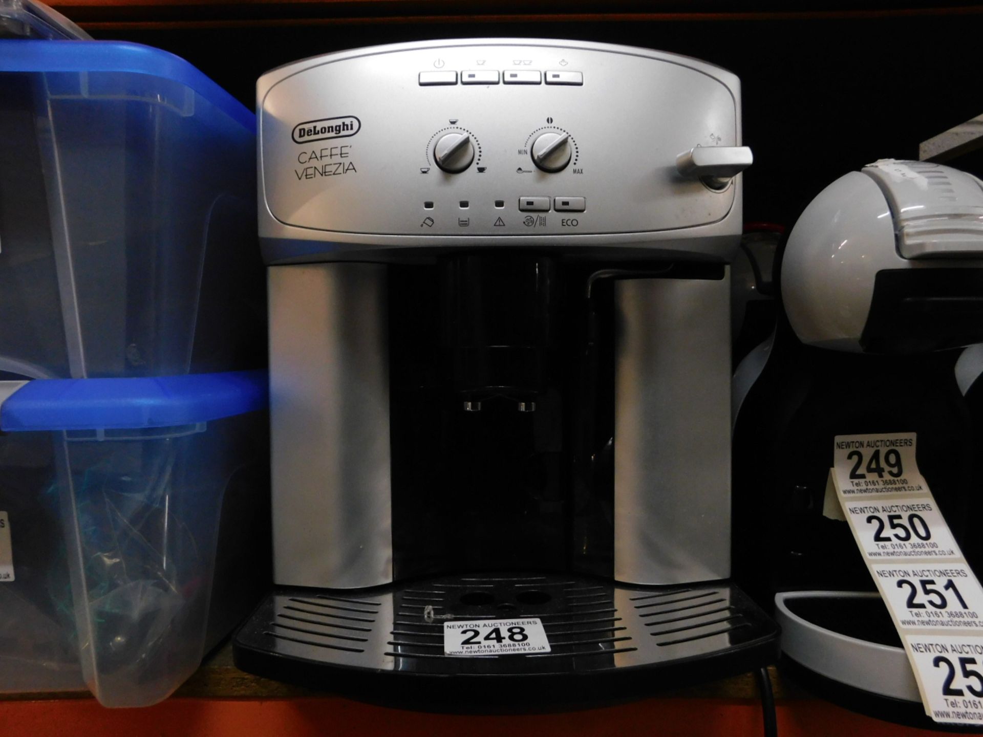 1 DELONGHI ESAM2200 CAFFE VENEZIA BEAN TO CUP COFFEE MACINE RRP Â£319.99