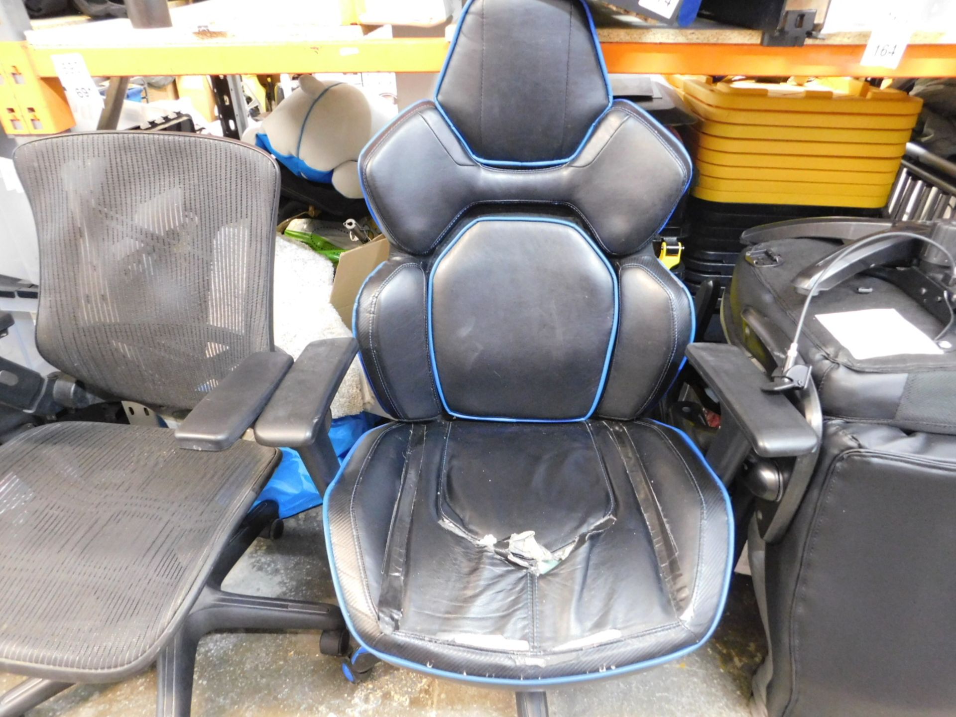 1 TRUE INNOVATIONS ADJUSTABLE DPS 3D ZONE INSIGHT LUMBAR GAMING CHAIR RRP Â£199 (SPARES AND REPAIRS,
