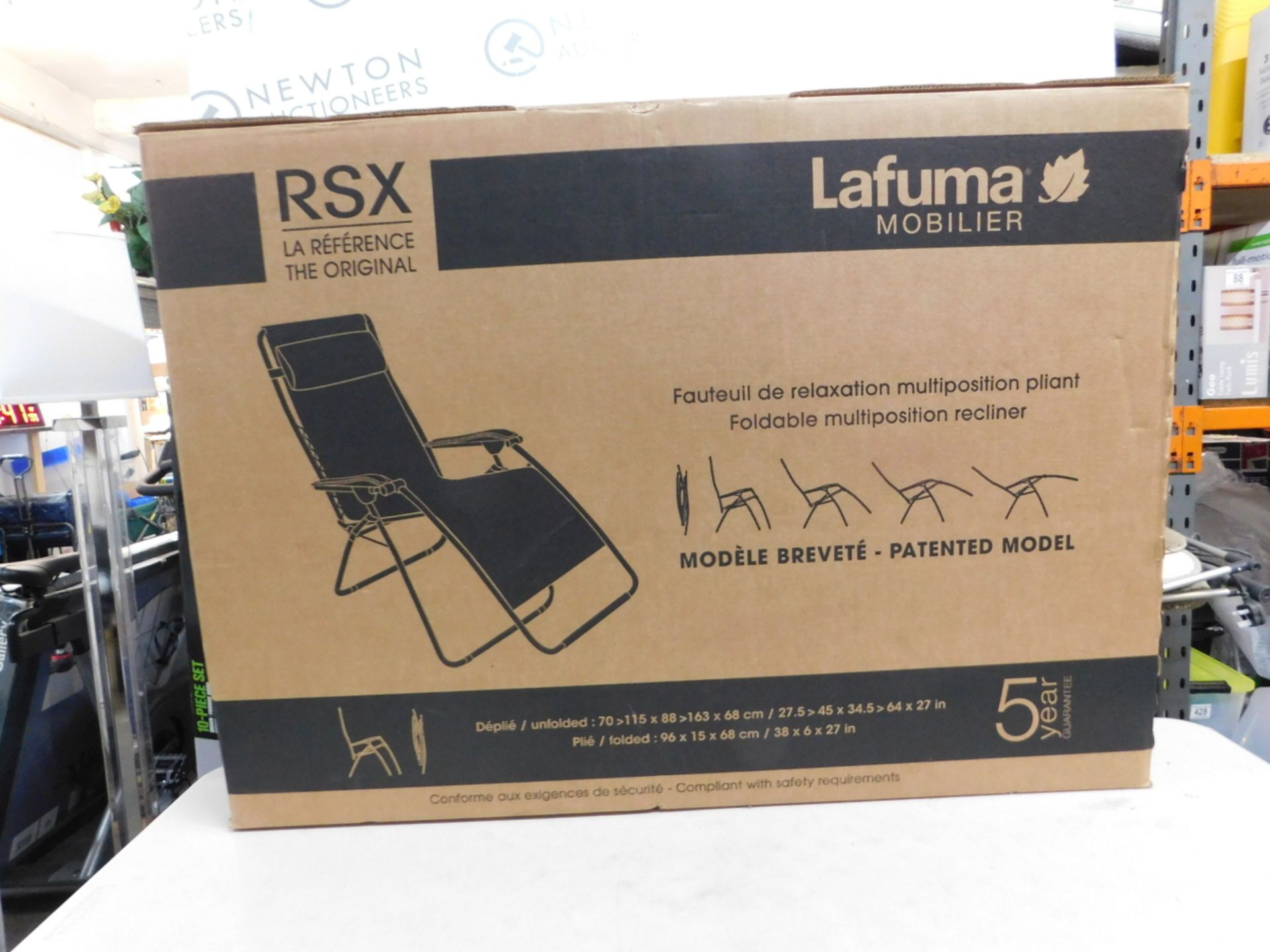 1 BOXED LAFUMA MOBILIER RSX RECLINER CHAIR RRP Â£179