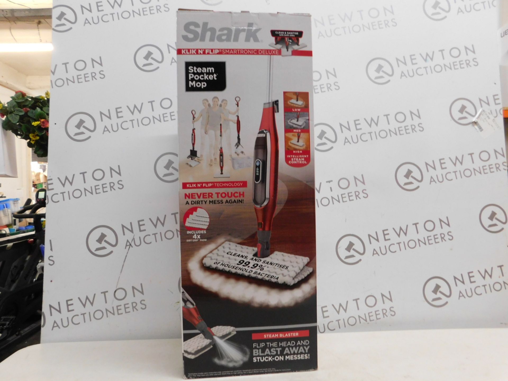 1 BOXED SHARK KLIK N FLIP STEAM POCKET MOP RRP Â£89.99