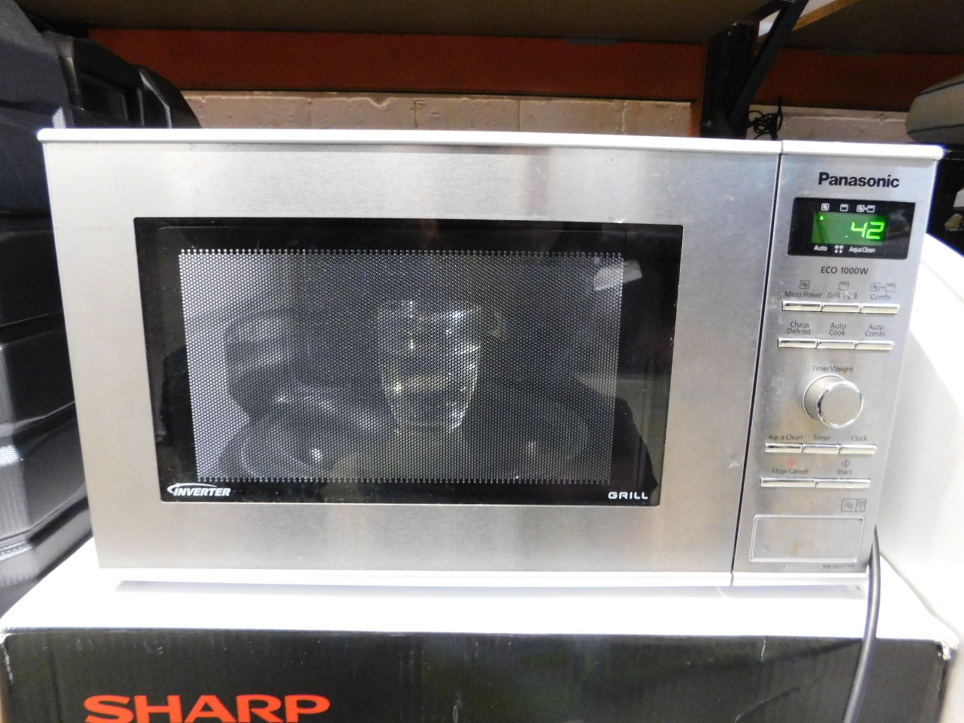 1 PANASONIC NN-GD37HS STAINLESS STEEL INVERTER MICROWAVE RRP Â£249