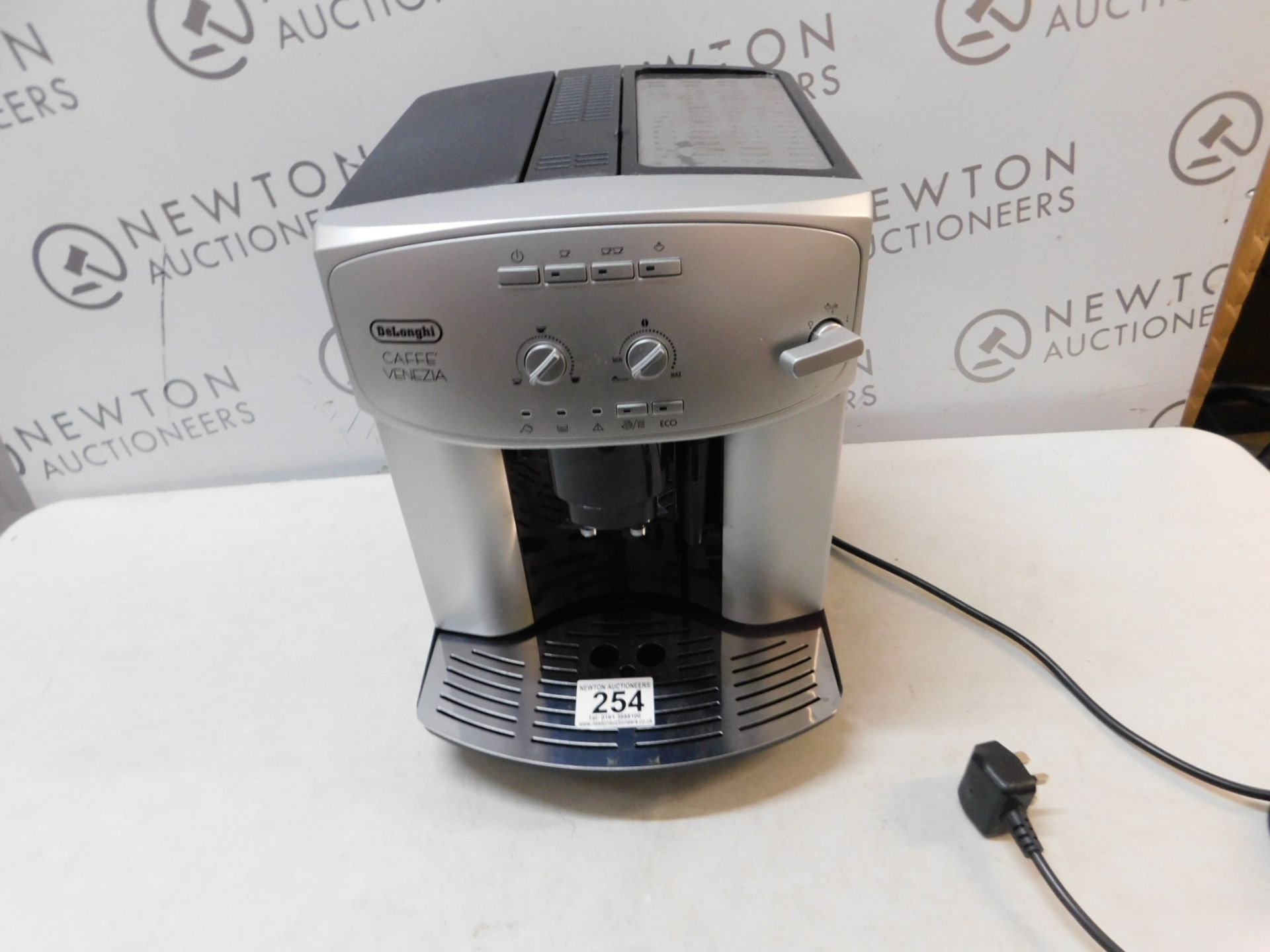 1 DELONGHI ESAM2200 CAFFE VENEZIA BEAN TO CUP COFFEE MACINE RRP Â£319.99