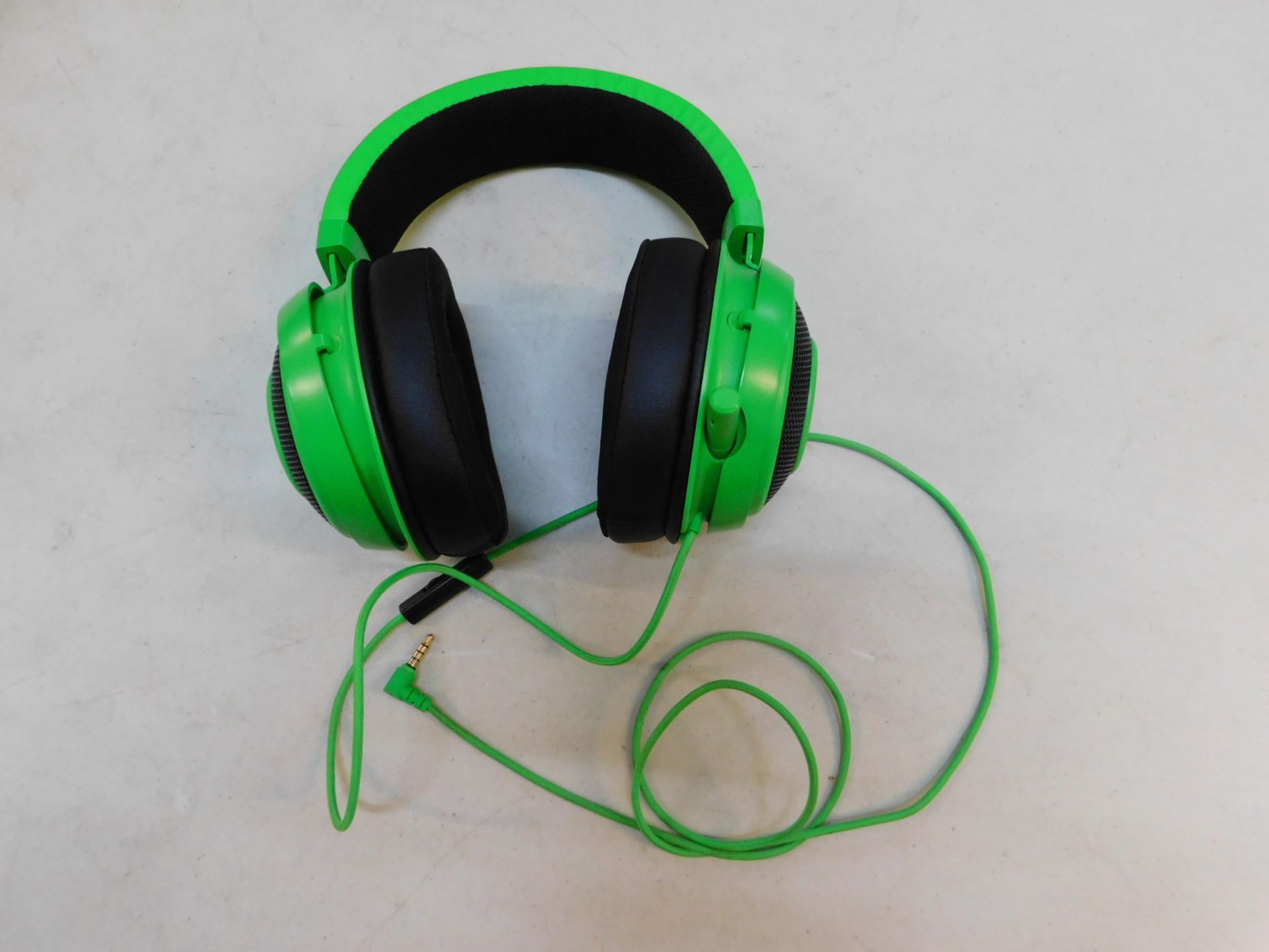 1 RAZER KRAKEN GAMING HEADSET IN GREEN RRP Â£64.99