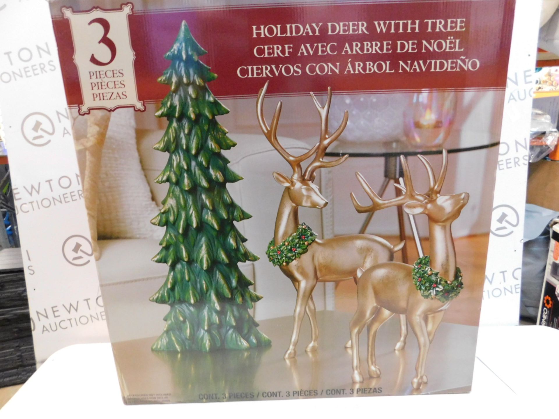 1 BOXED GOLDEN REINDEER SET WITH CHRISTMAS TREE TABLETOP ORNAMENTS RRP Â£59