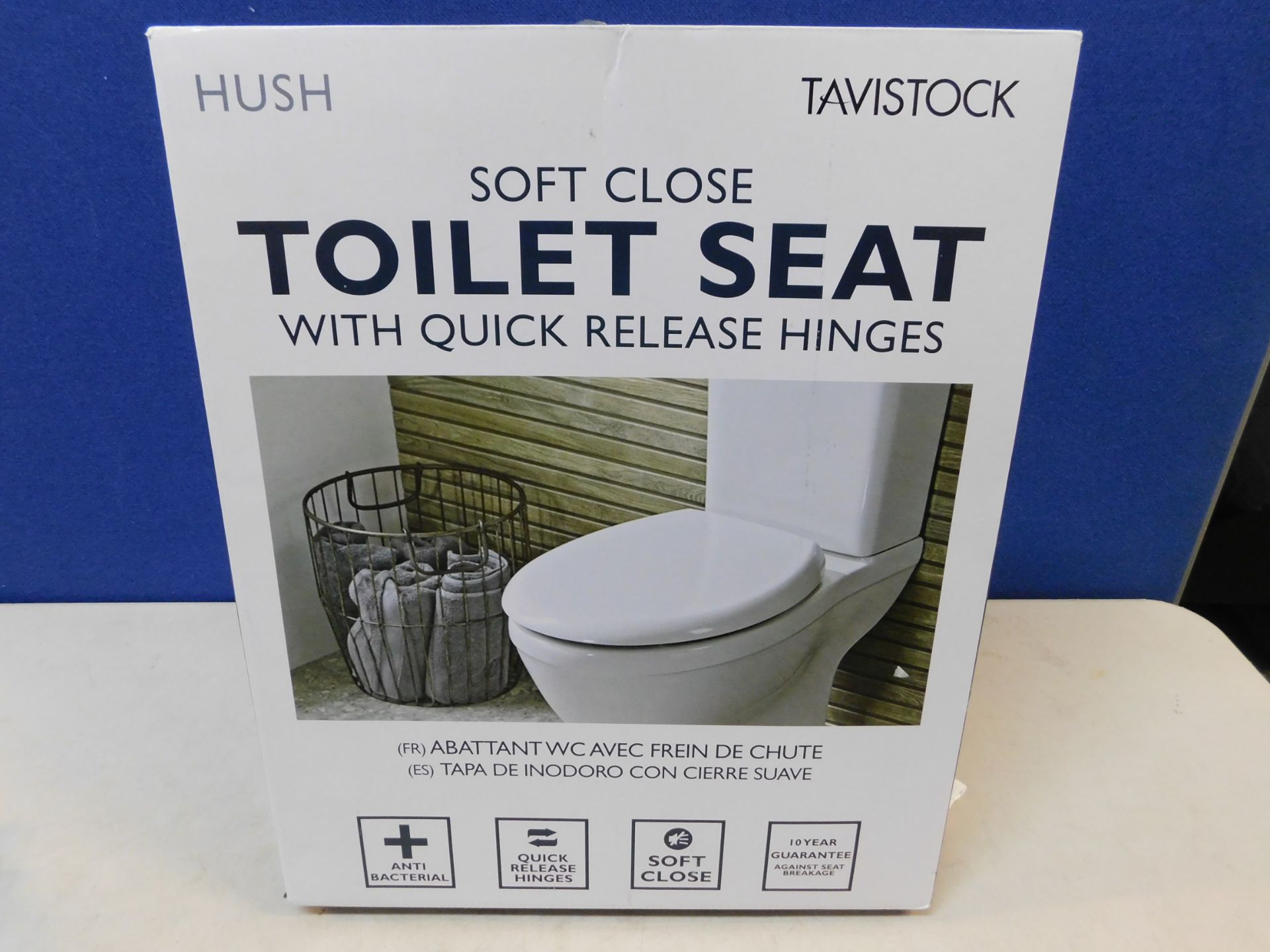 1 BOXED TAVISTOCK HUSH SOFT CLOSE QUICK RELEASE TOILET SEAT RRP Â£39.99