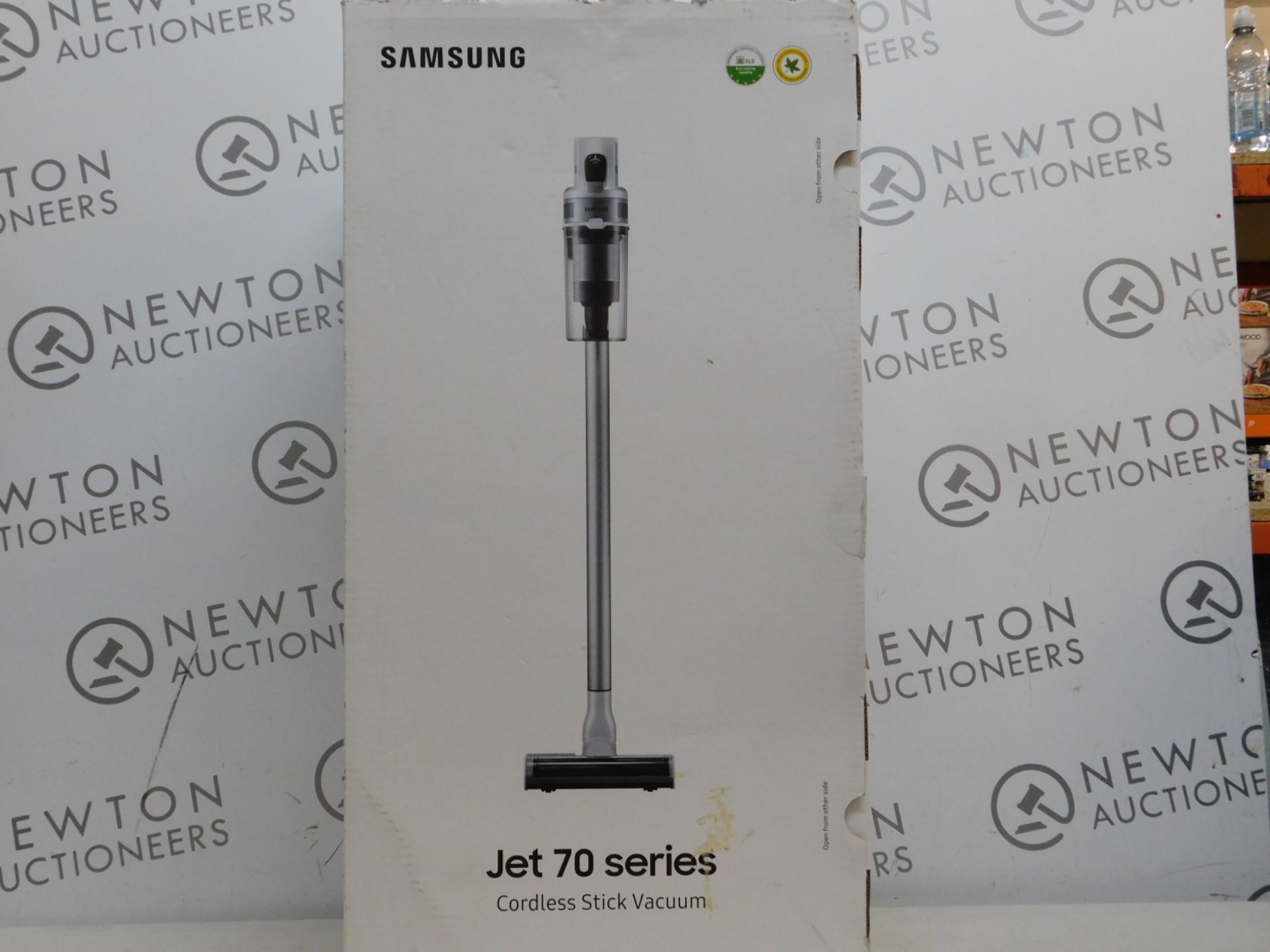 1 BOXED SAMSUNG JET 70 PET CORDLESS VACUUM CLEANER WITH BATTERY AND CHARGER RRP Â£399