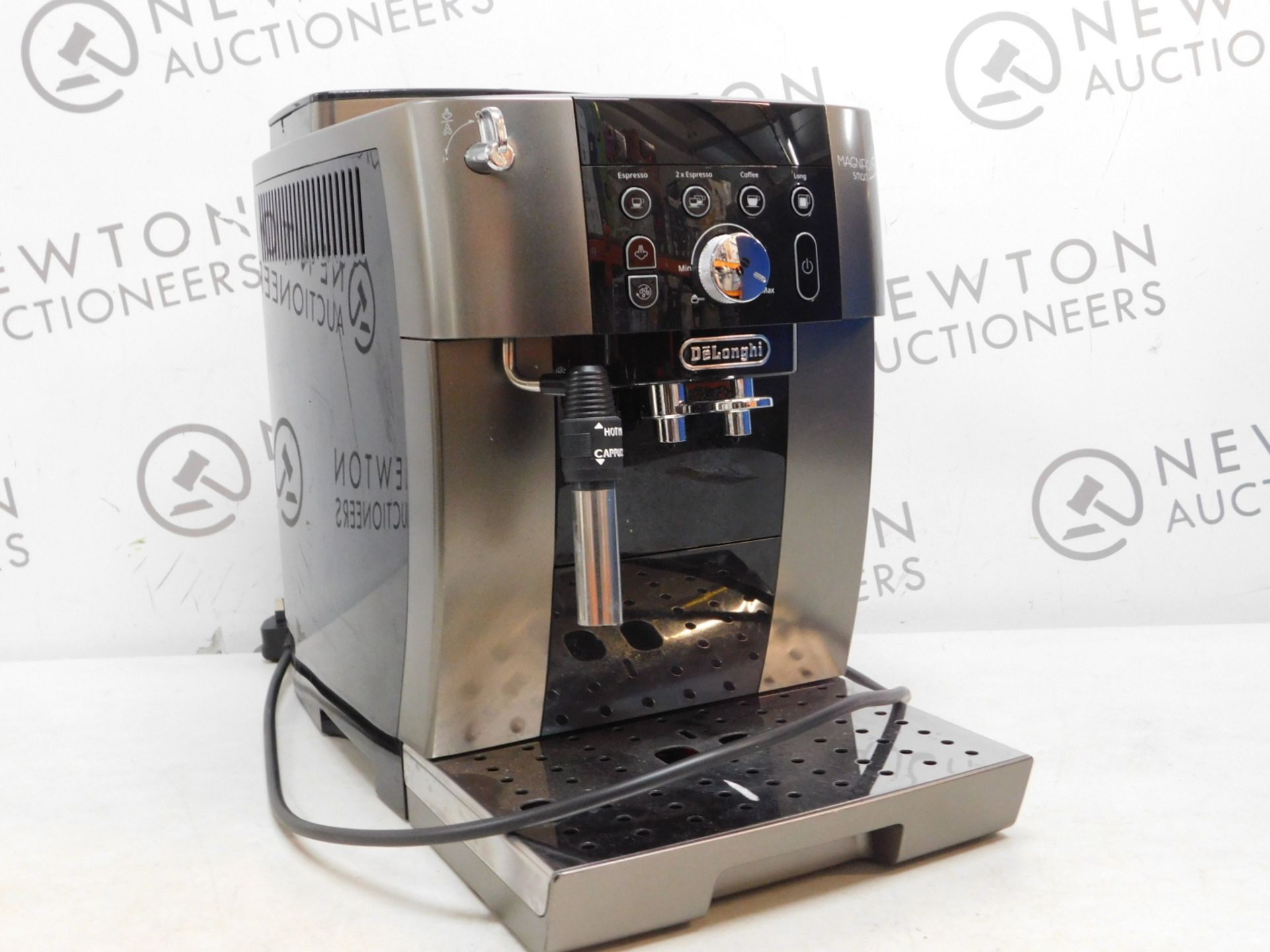 1 DELONGHI MAGNIFICA ECAM250.33.TB SMART BEAN TO CUP COFFEE MACHINE RRP Â£449