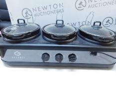 1 GOURMET TRIPLE SLOW COOKER WITH WARMING STATION RRP Â£89.99