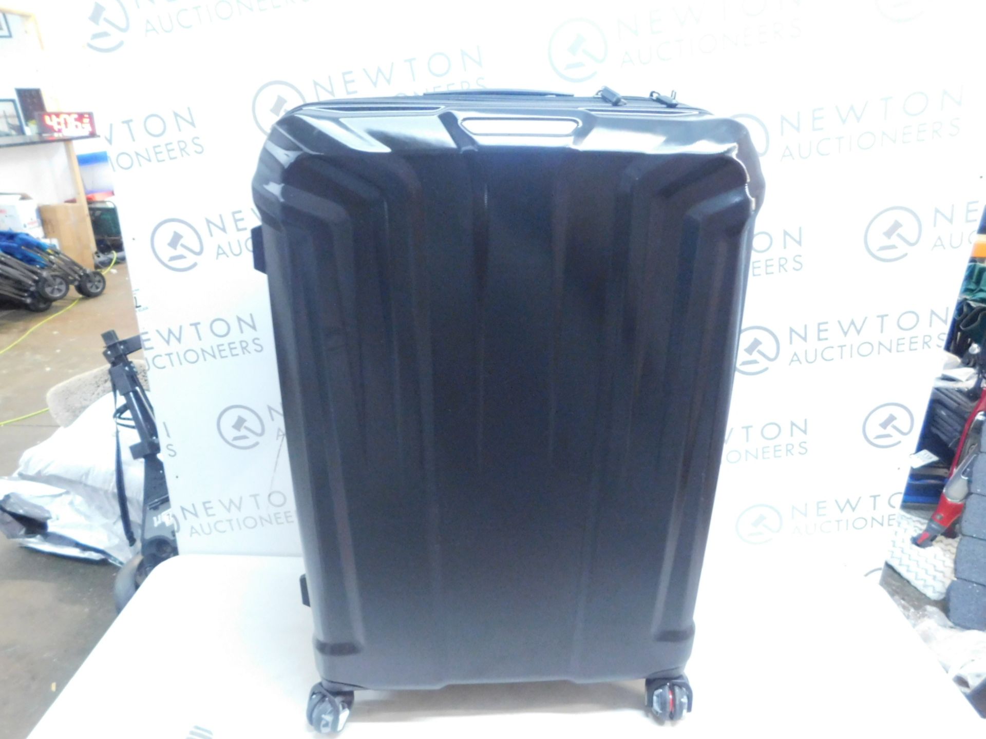 1 SAMSONITE ENDURE HARDSIDE SPINNER CASE RRP Â£129 (CRACKED, SPARES AND REPAIRS)