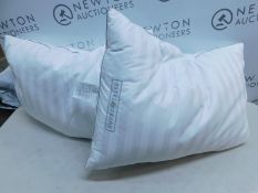 1 SET OF 2 HOTEL GRAND HOTEL GOOSE FEATHER & DOWN PILLOWS RRP Â£59.99