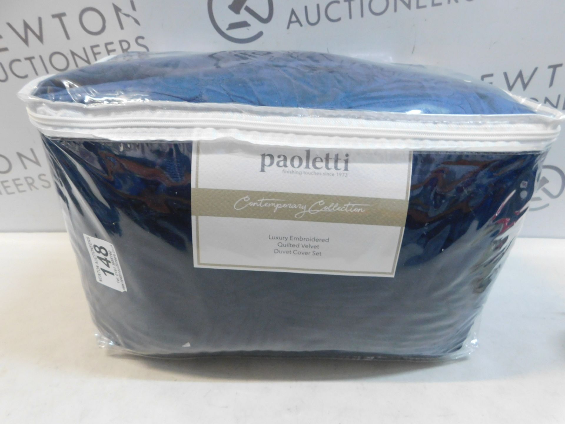 1 BAGGED PAOLETTI LUXURY EMBROIDERED QUILTED VELVET DUVET COVER SET RRP Â£69
