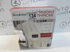 1 BOXED BROOKSTONE HEATED THROW 127 X 152 CM RRP Â£39.99