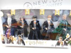 1 BOXED HARRY POTTER TOY FIGURINES RRP Â£49