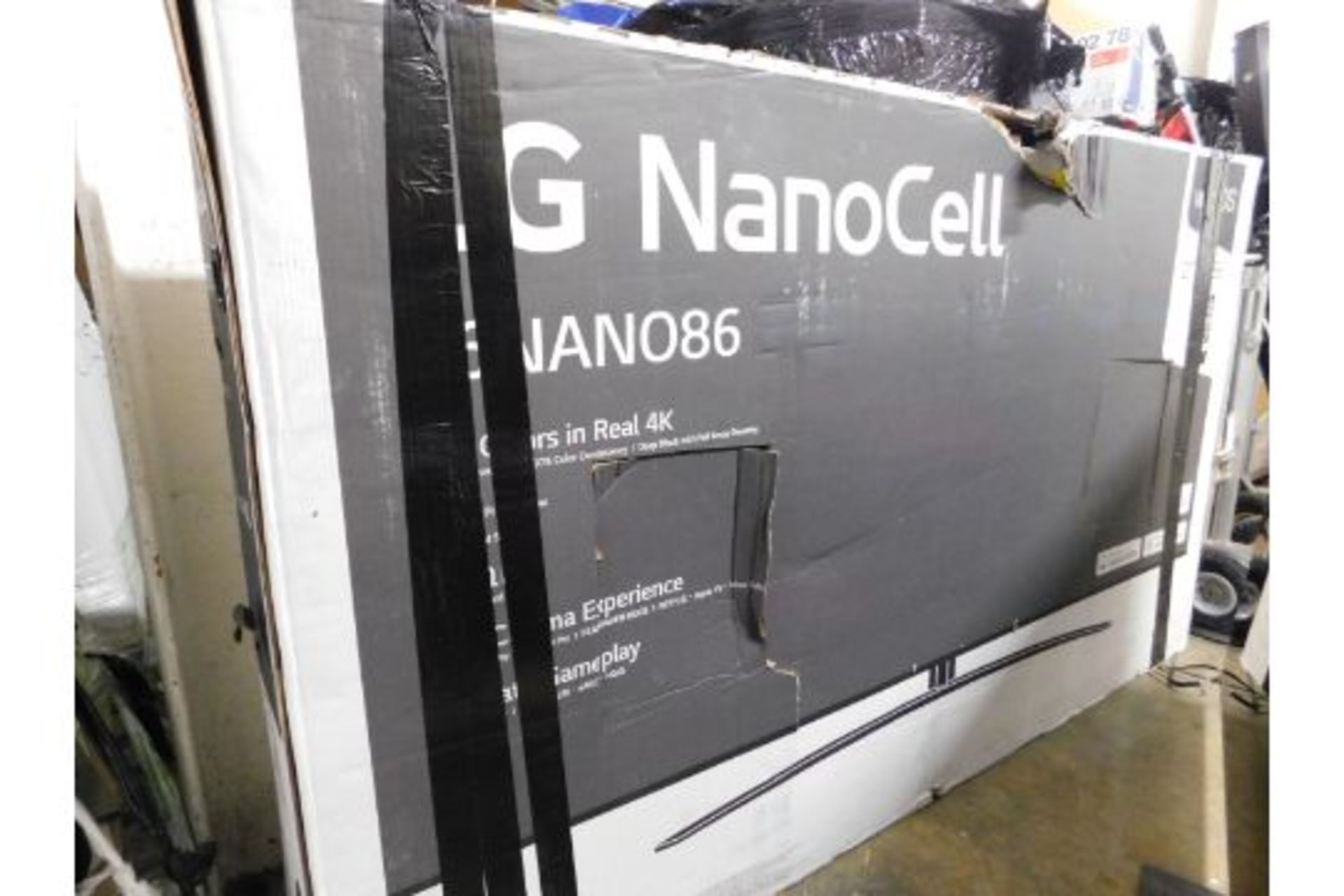 1 BOXED SMASHED LG 86NANO866 2021 86 INCH NANO86 4K NANOCELL SMART TV WITH STAND AND REMOTE RRP Â£