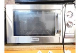 1 PANASONIC NE-1027 1000W COMMERCIAL MICROWAVE OVEN RRP Â£449