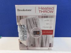 1 BOXED BROOKSTONE HEATED THROW 127 X 152 CM RRP Â£39.99