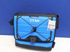 1 TITAN DEEP FREEZE 40 CAN COLLAPSIBLE COOLER RRP Â£39