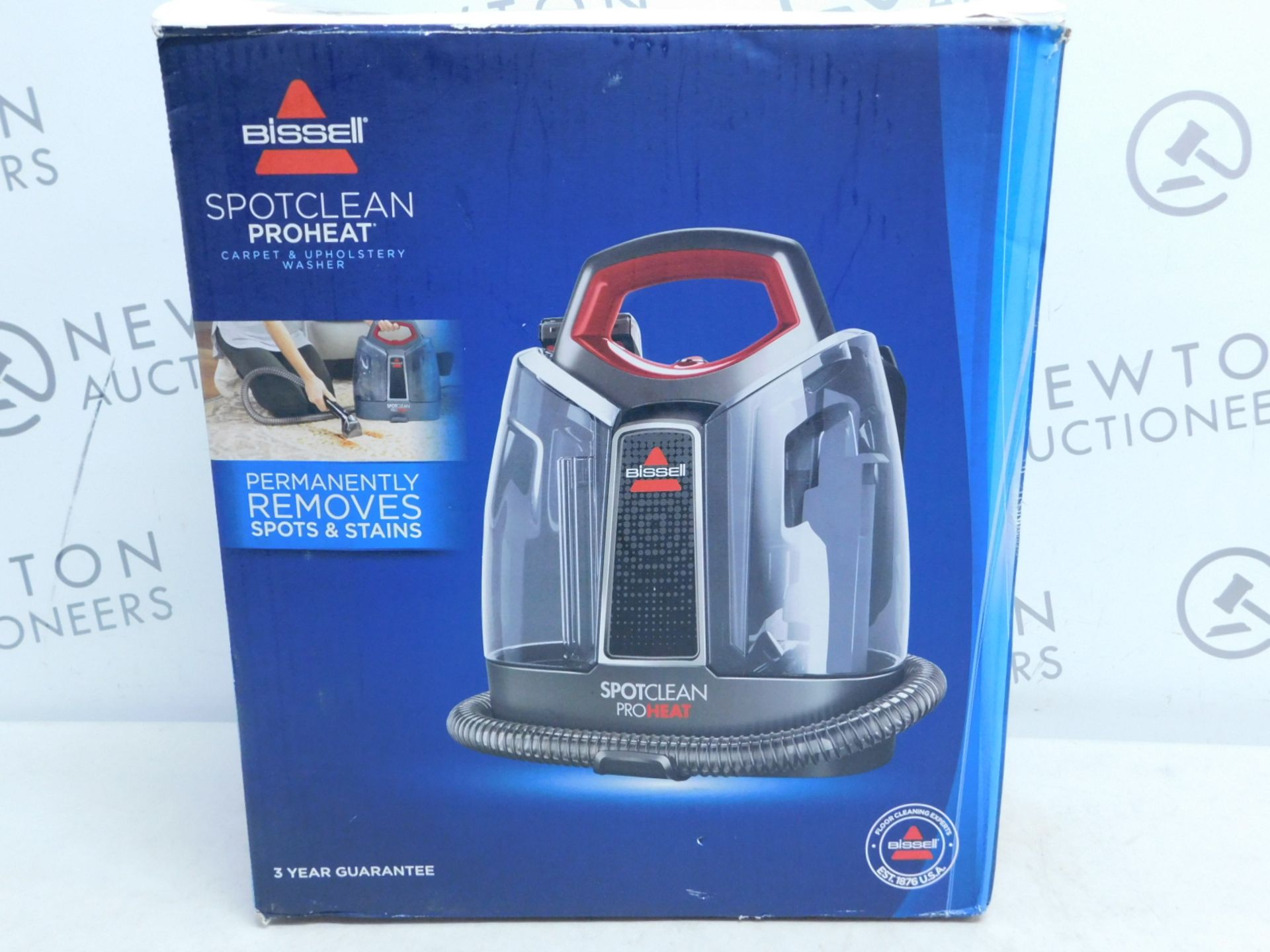 1 BOXED BISSELL SPOTCLEAN PROHEAT PORTABLE SPOT AND STAIN CARPET CLEANER RRP Â£199