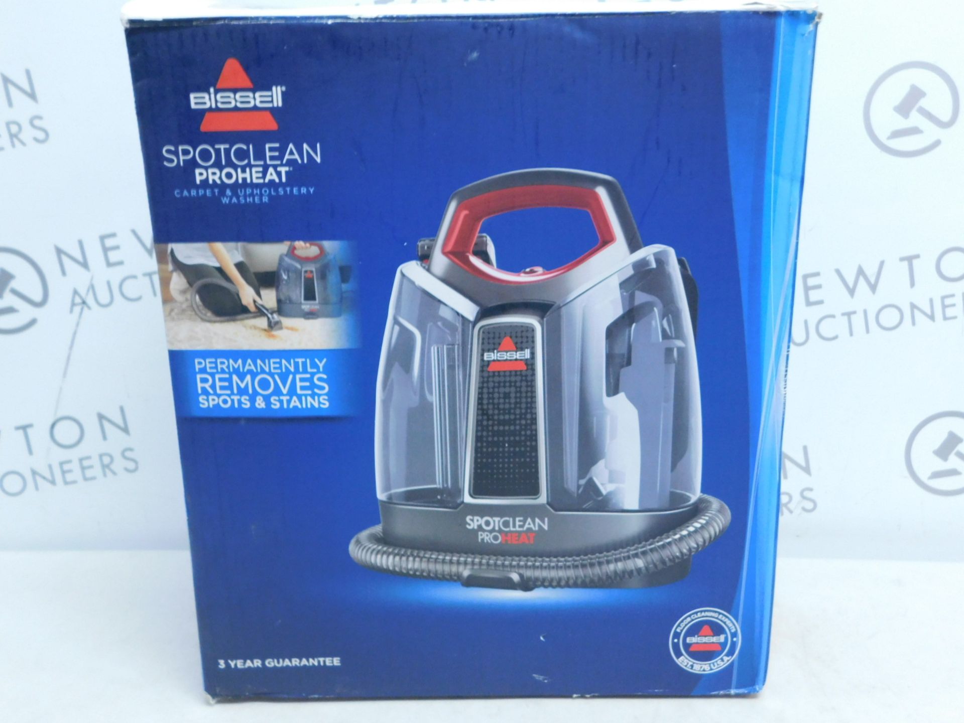 1 BOXED BISSELL SPOTCLEAN PROHEAT PORTABLE SPOT AND STAIN CARPET CLEANER RRP Â£199