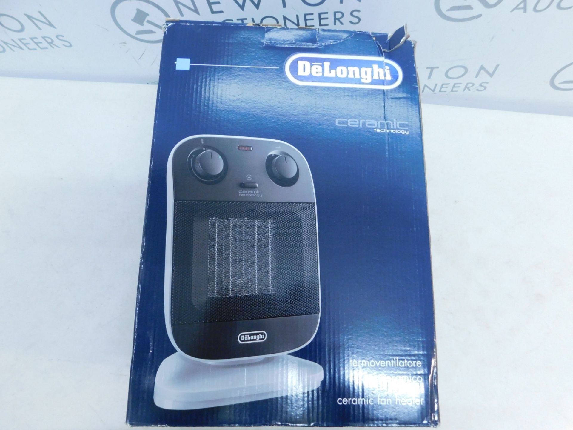 1 BOXED DE'LONGHI HFX60E20 CERAMIC FAN HEATER RRP Â£69