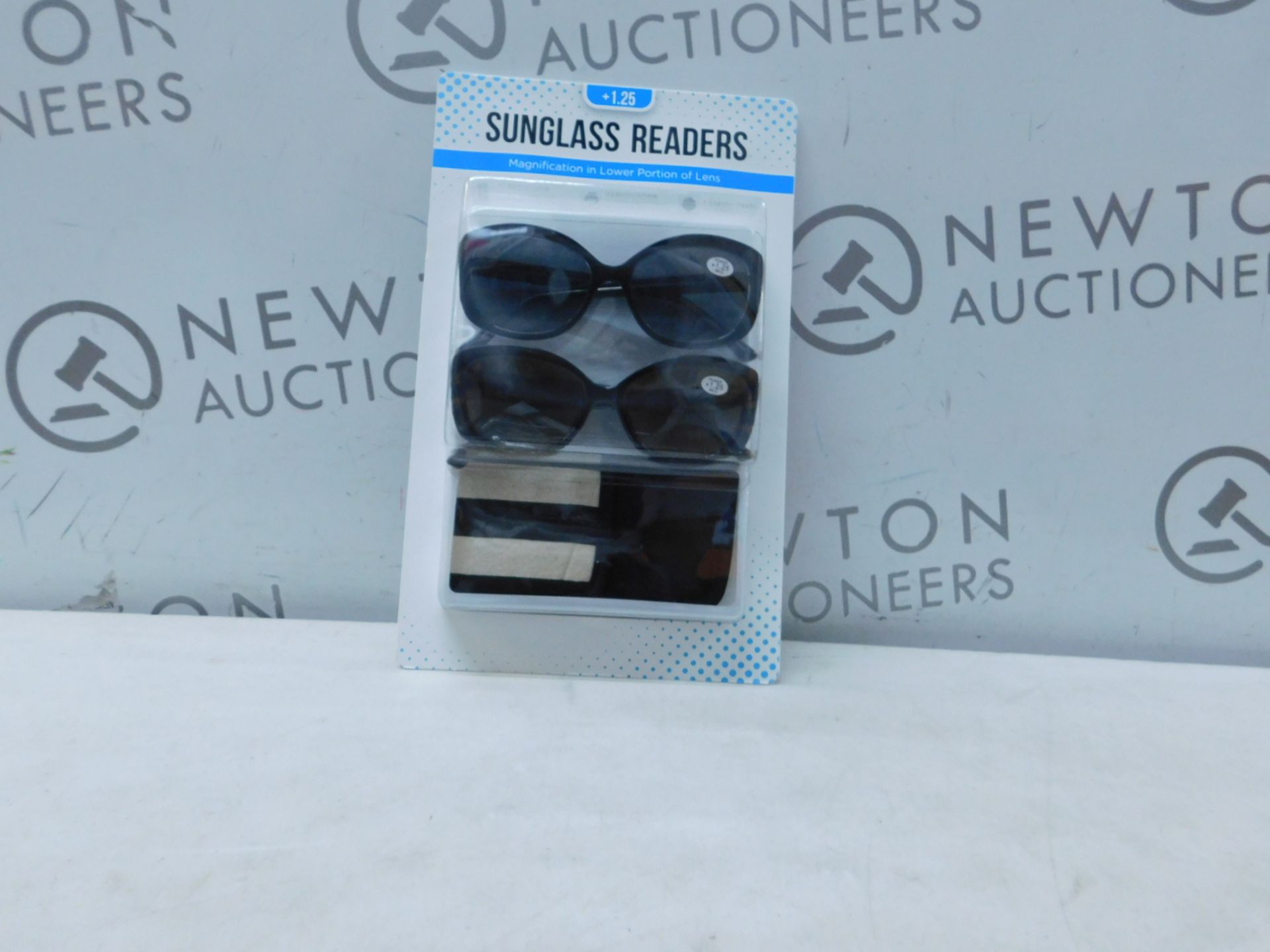 1 BRAND NEW PACK OF SUNGLASS READERS IN +1.25 STRENGTH RRP Â£19.99