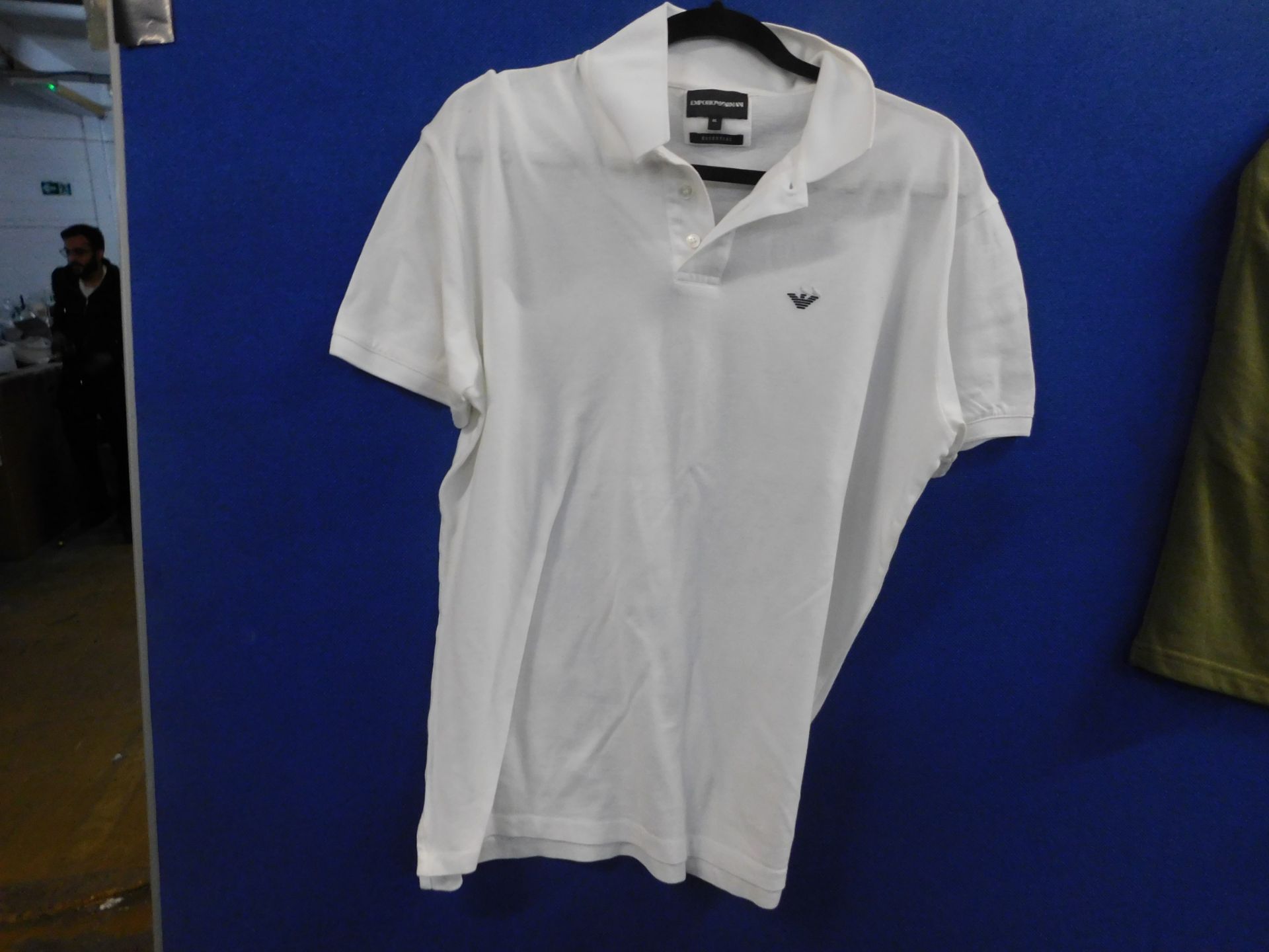 1 EMPORIO ARMANI WHITE T-SHIRT SIZE XL RRP Â£29.99