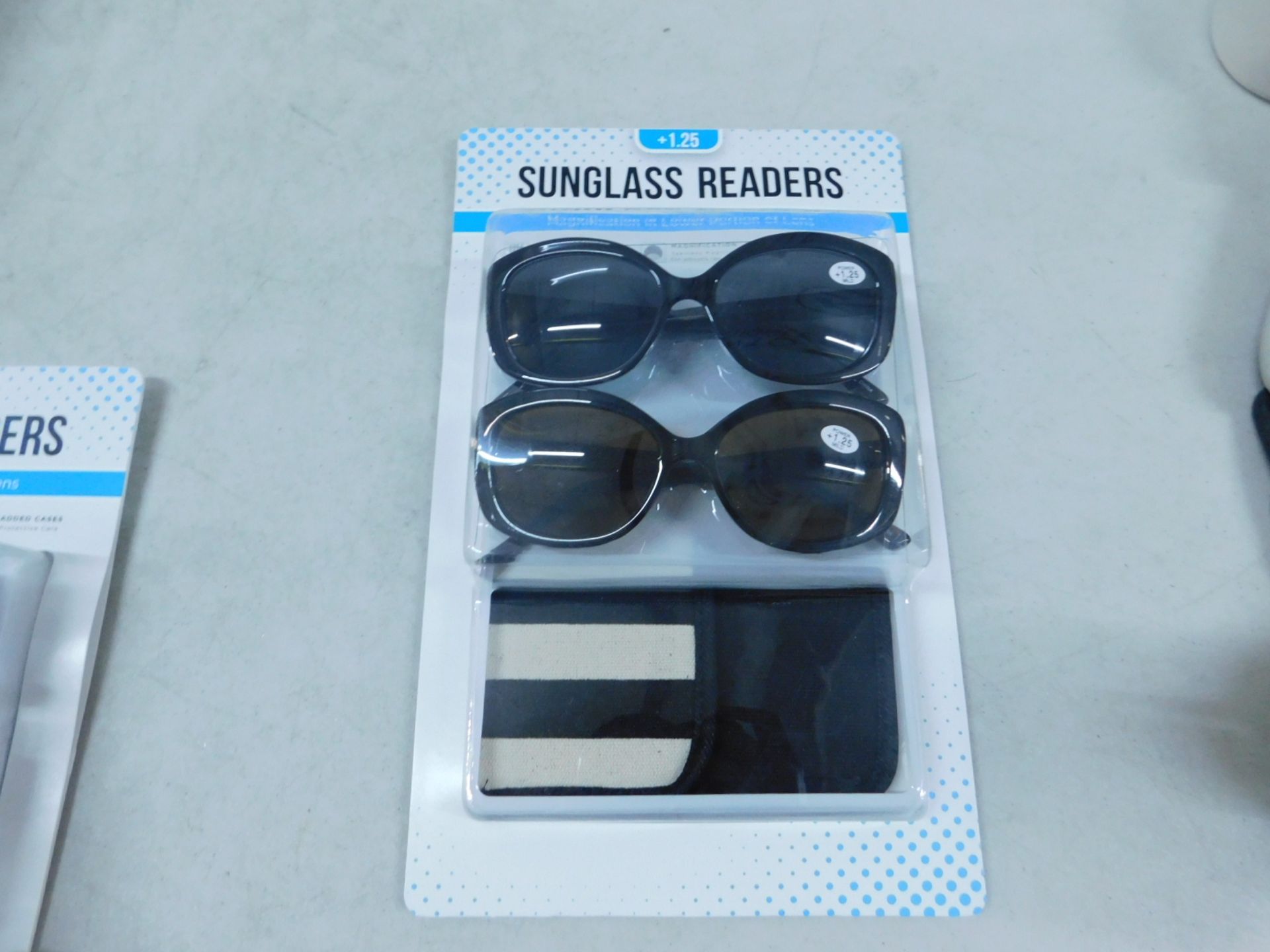 1 BRAND NEW PACK OF SUNGLASS READERS IN +1.25 STRENGTH RRP Â£19.99