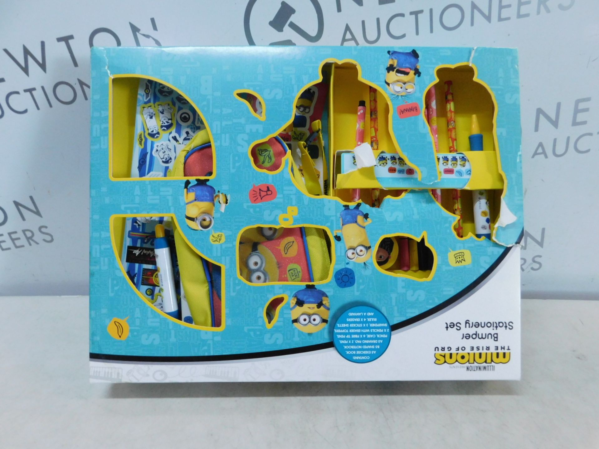1 PACK OF MINIONS BUMPER STATIONARY SET RRP Â£29.99