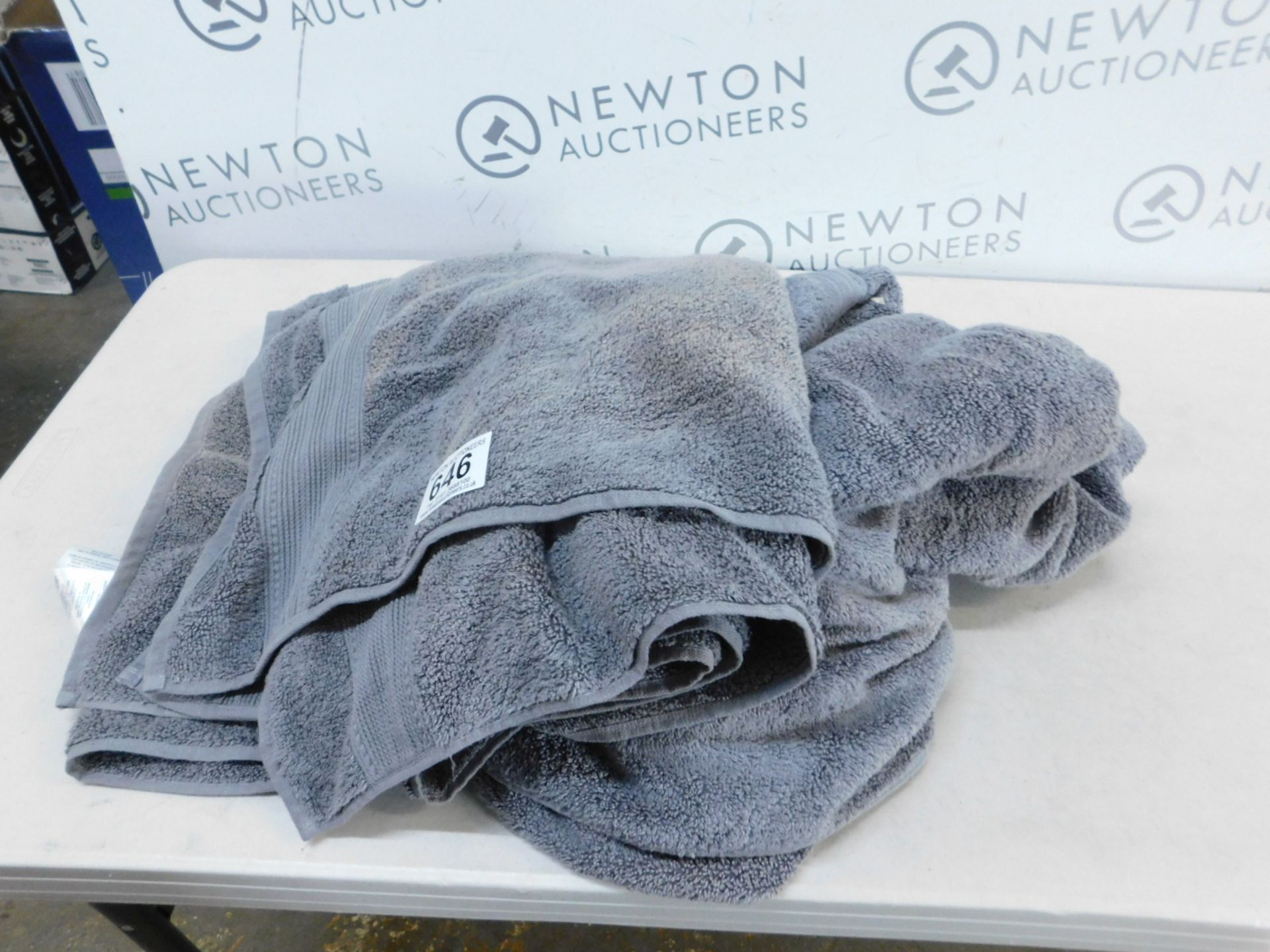 2 LUXURY CHARISMA TOWELS GREY RRP Â£30