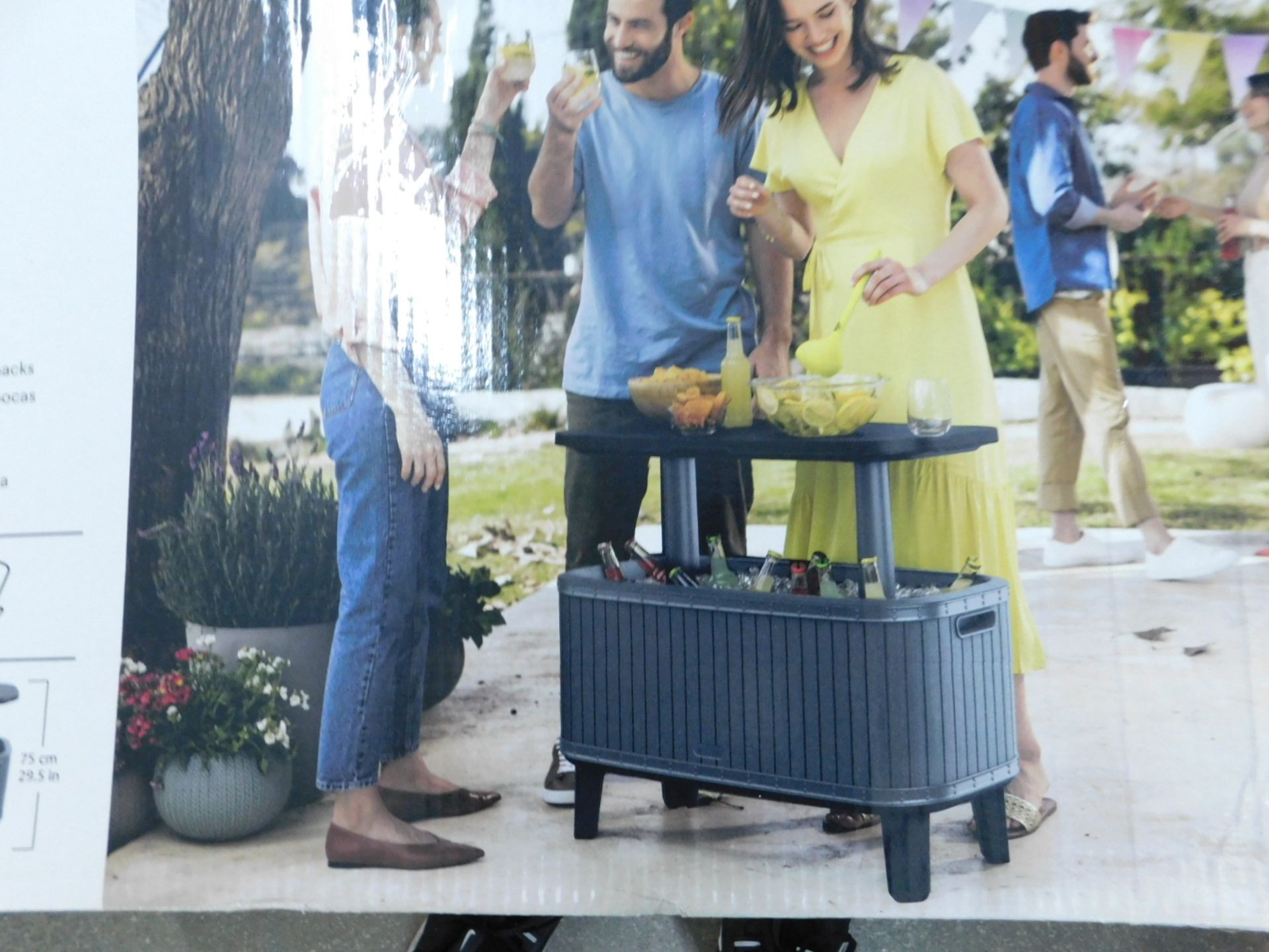 1 BOXED KETER BEVY BAR COOLER AND SIDE TABLE RRP Â£99.99