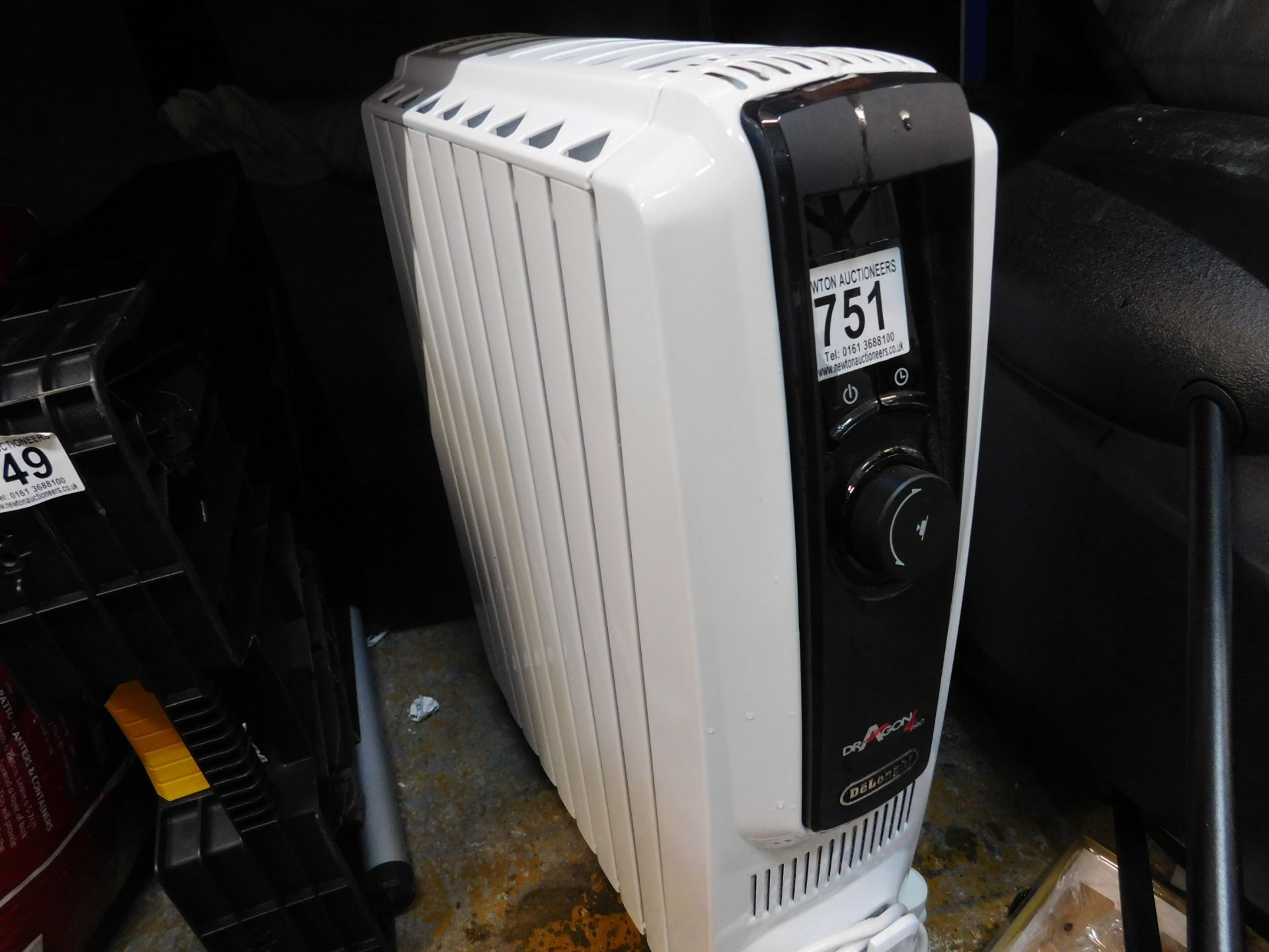 1 DELONGHI DRAGON 4s ELECTRIC OIL FILLED RADIATOR RRP Â£149.99