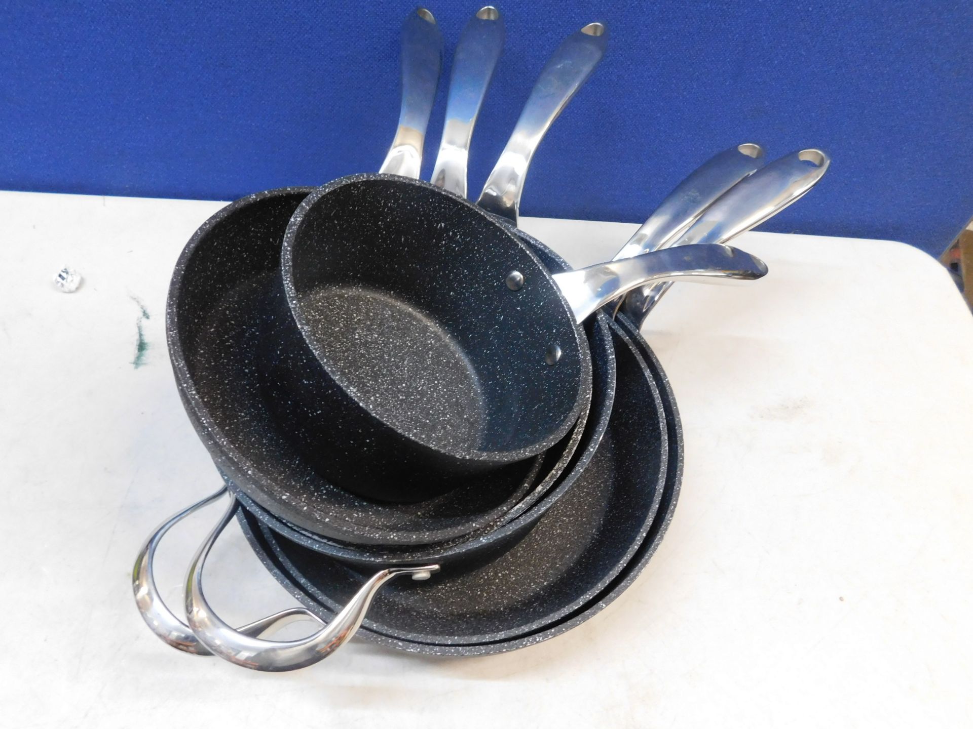 1 SET OF 9 THE ROCK PAN SET RRP Â£49.99