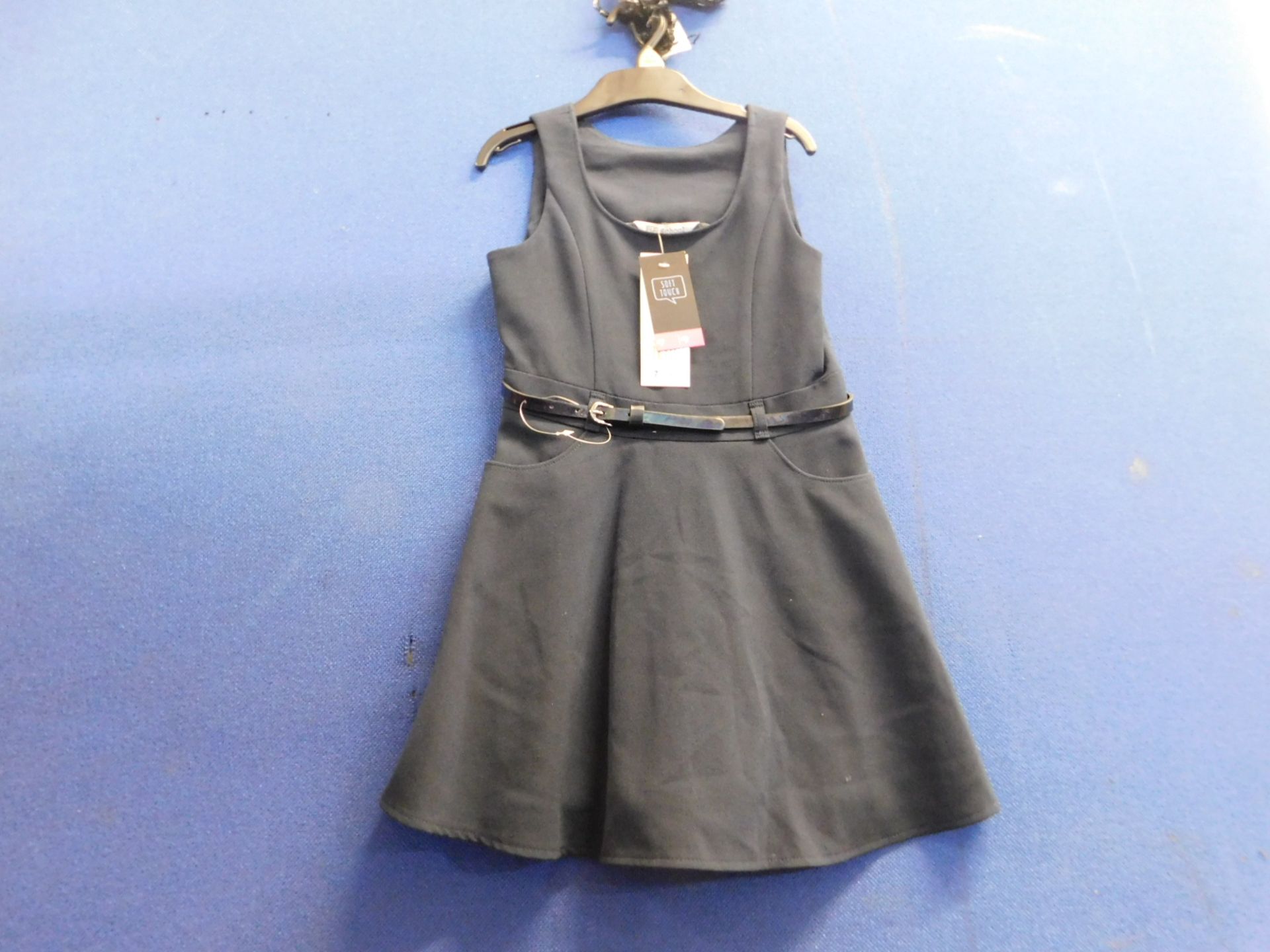 1 NEW F&F GIRLS SCHOOL DRESS RUFFLE PURPLE SIZE 9-10 RRP Â£19.99