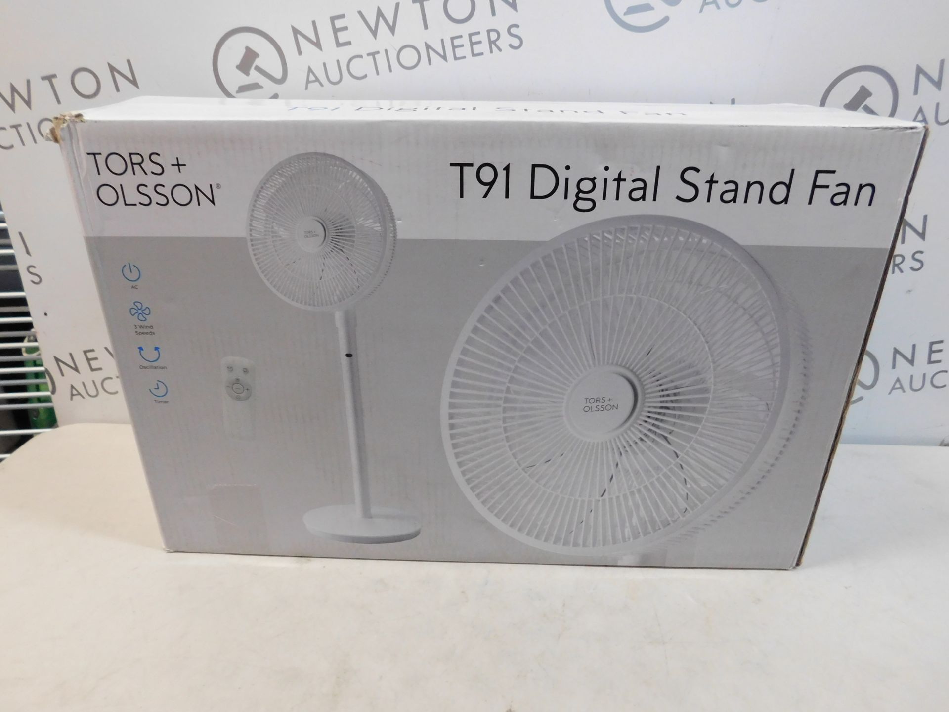 1 BOXED TORS & OLSSON 14" DIGITAL PEDESTAL FAN WITH REMOTE CONTROL, T91 RRP Â£69