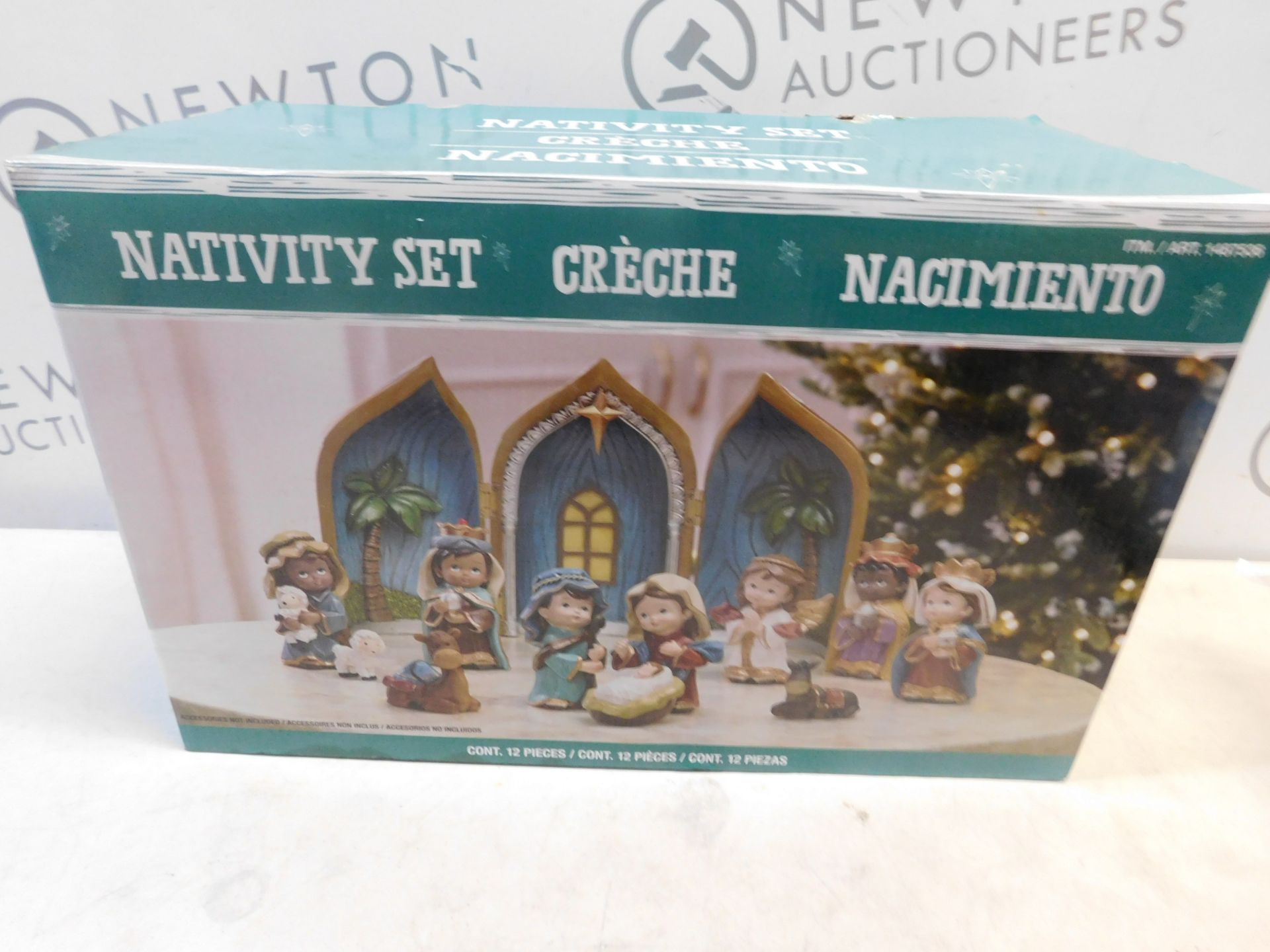 1 BOXED BABY NATIVITY TABLE TOP ORNAMENT SET WITH 12 PIECES RRP Â£59