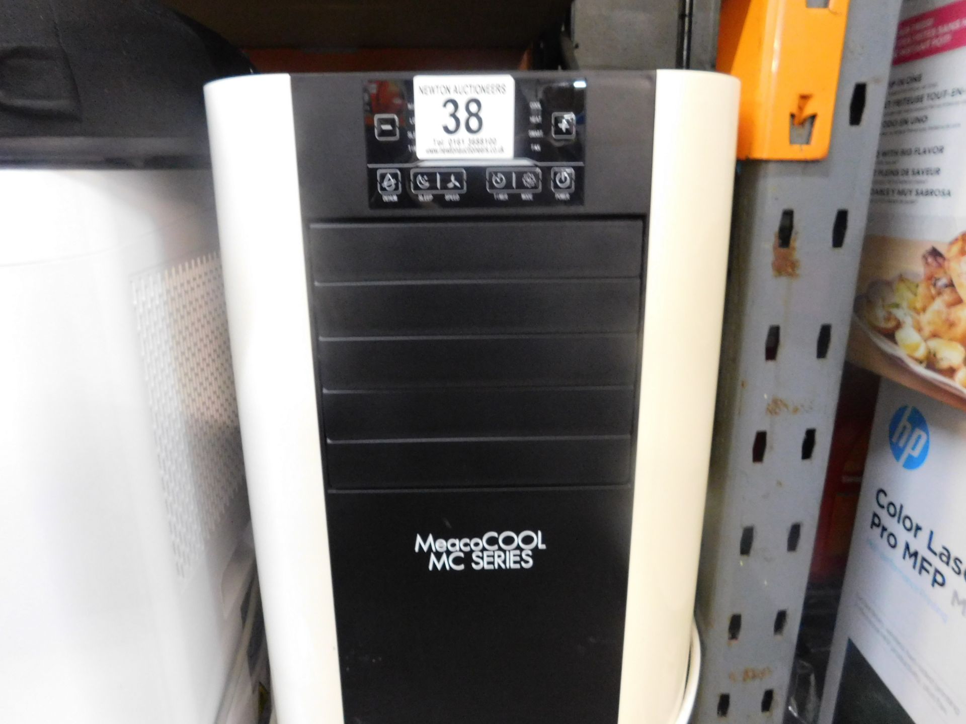 1 MEACO MEACOCOOL PORTABLE AIR CONDITIONER & HEATER RRP Â£399