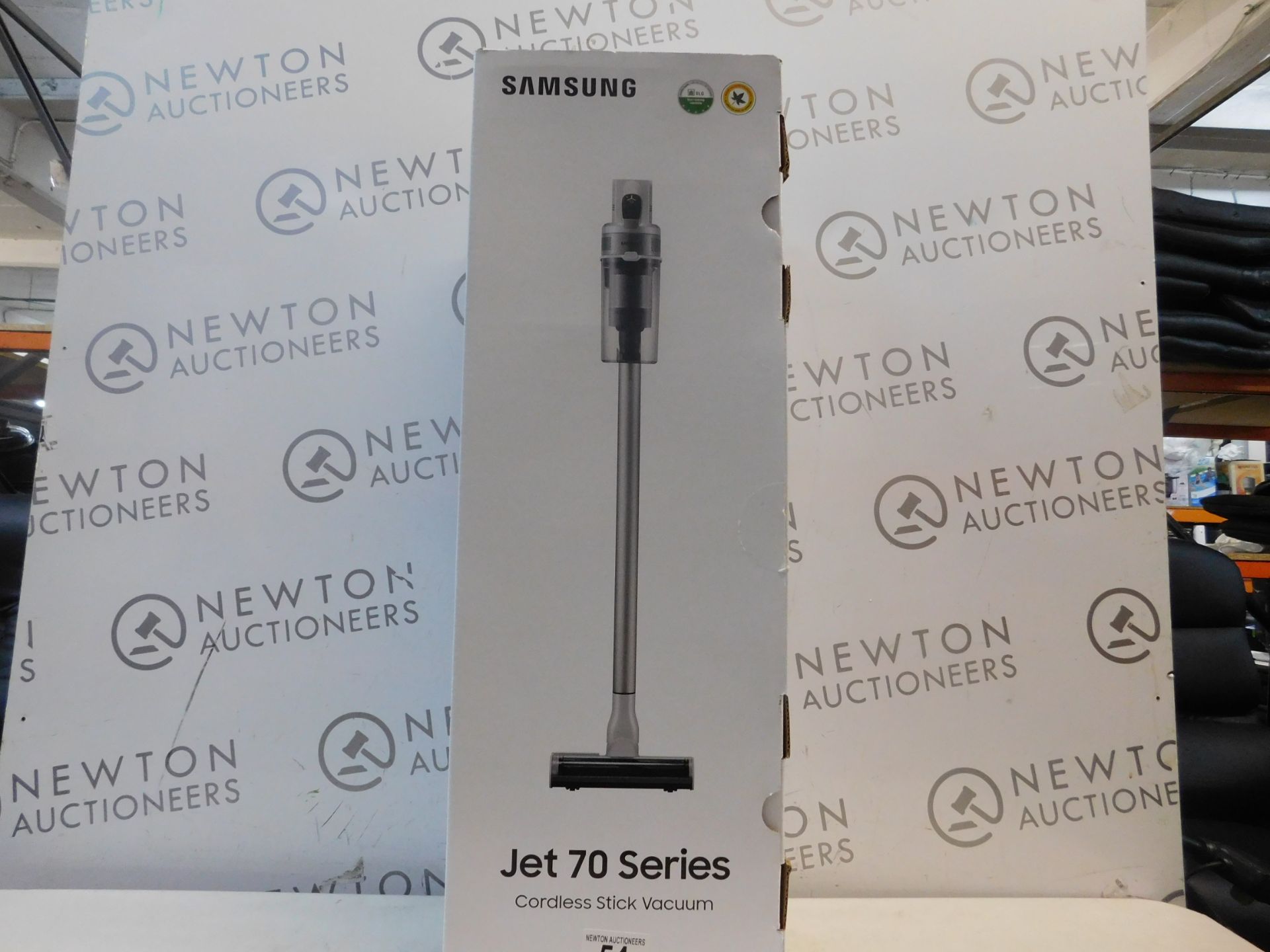 1 BOXED SAMSUNG JET 70 PET CORDLESS VACUUM CLEANER WITH BATTERY AND CHARGER RRP Â£399