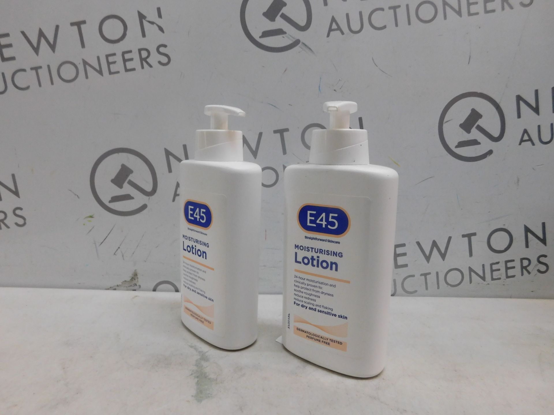 2 TUBS OF E45 DERMATOLOGICAL CREAMS RRP Â£12.99