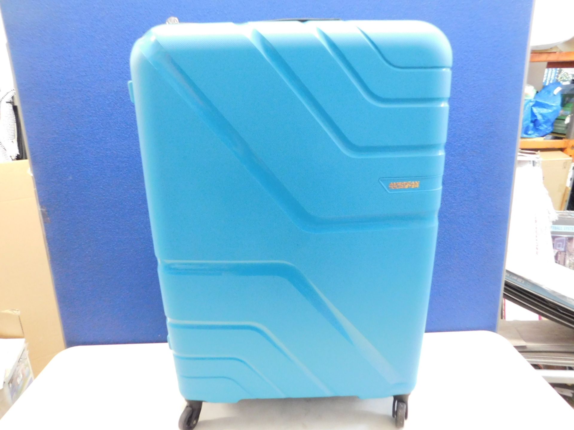 1 AMERICAN TOURISTER LIGHT BLUE HARDSIDE PROTECTION LARGE LUGGAGE RRP Â£59