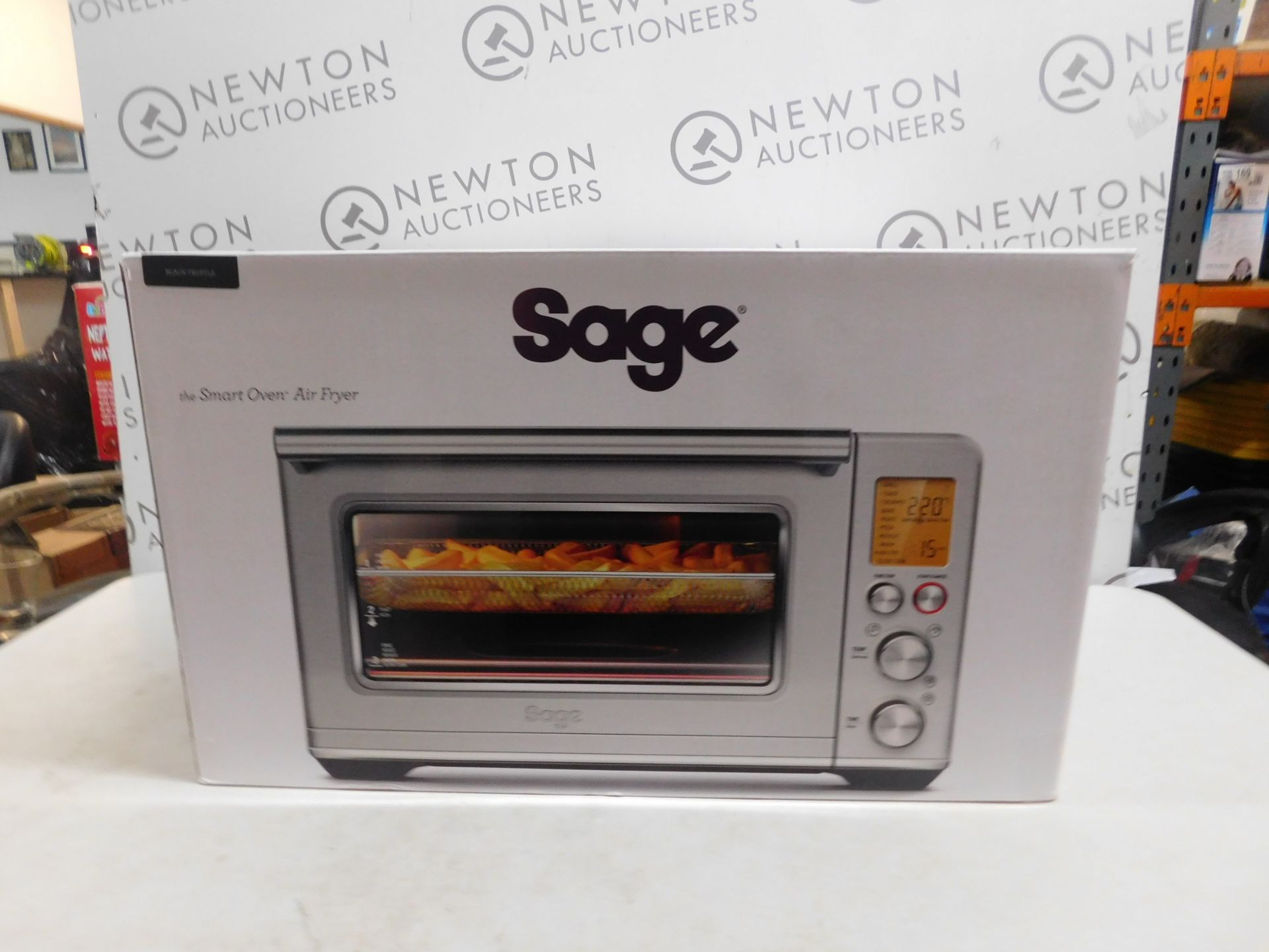 1 BOXED SAGE 25L SMART OVEN AIR FRYER IN BLACK TRUFFLE, SOV860BTR RRP Â£349 (LIKE NEW POWERS ON)