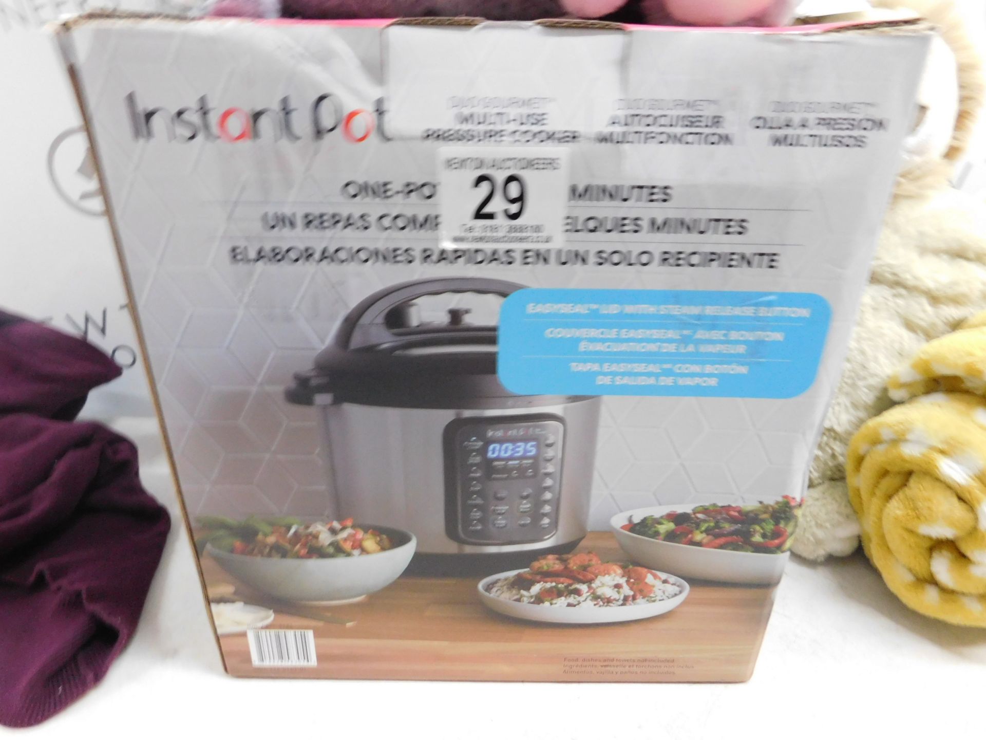 1 BOXED INSTANT POT DUO SV 9 IN 1 ELECTRIC PRESSURE COOKER 5.7L RRP Â£115