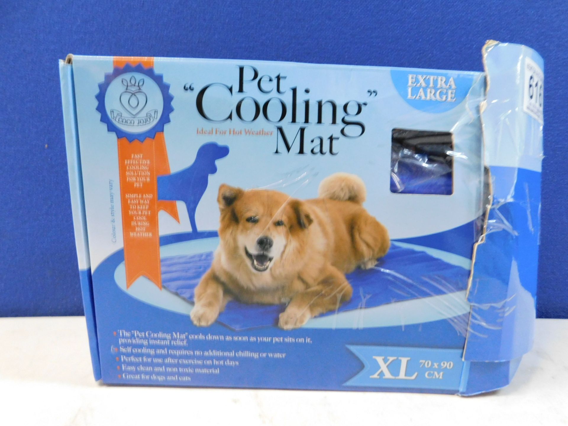 1 BOXED PET COOLING MAT XL RRP Â£14.99