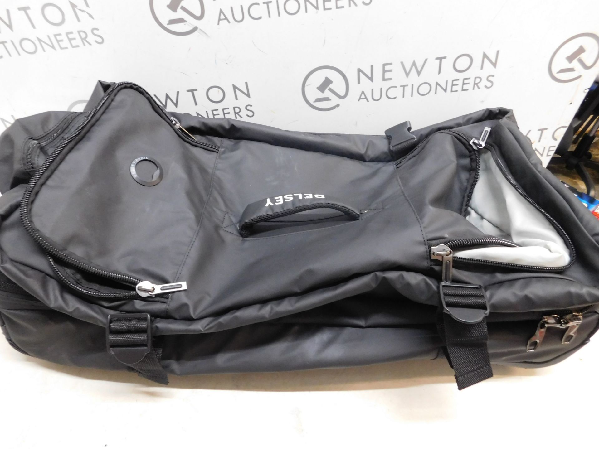 1 DELSEY WHEELED DUFFEL BAG RRP Â£79