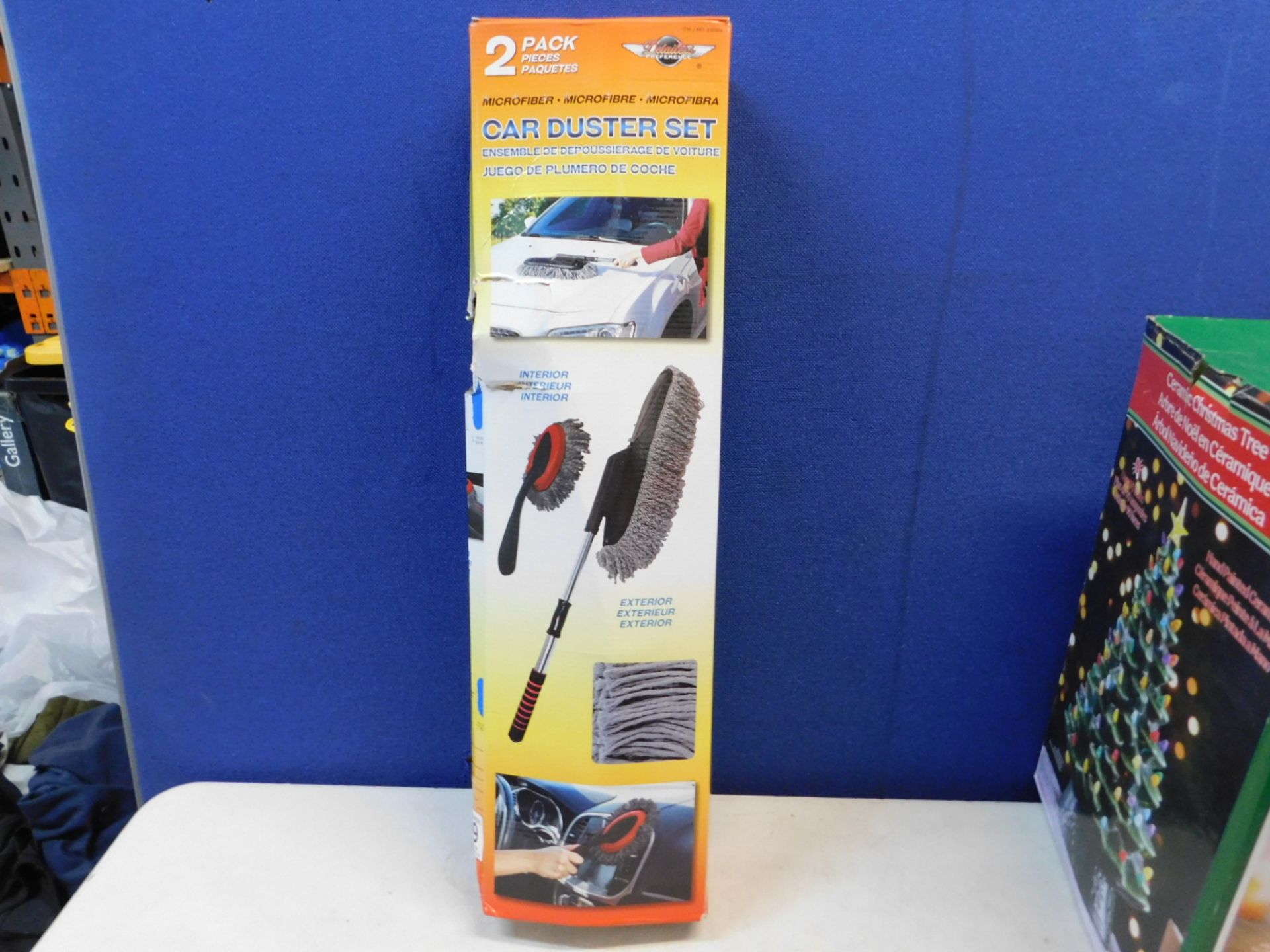 1 BOXED DETAILER PREFERENCE EXTERIOR/INTERIOR DUSTERS RRP Â£19