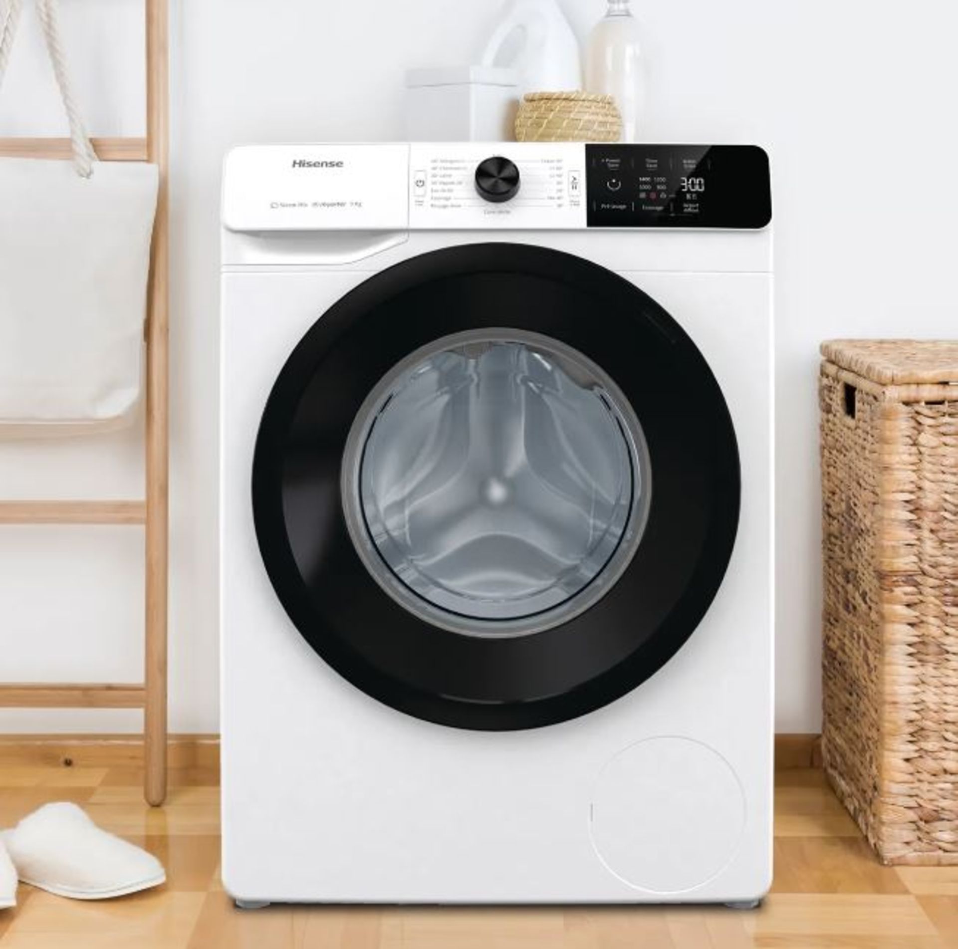 1 HISENSE WFGA90141VM, 9KG, 1400RPM WASHING MACHINE RRP Â£399 (POWERS ON)