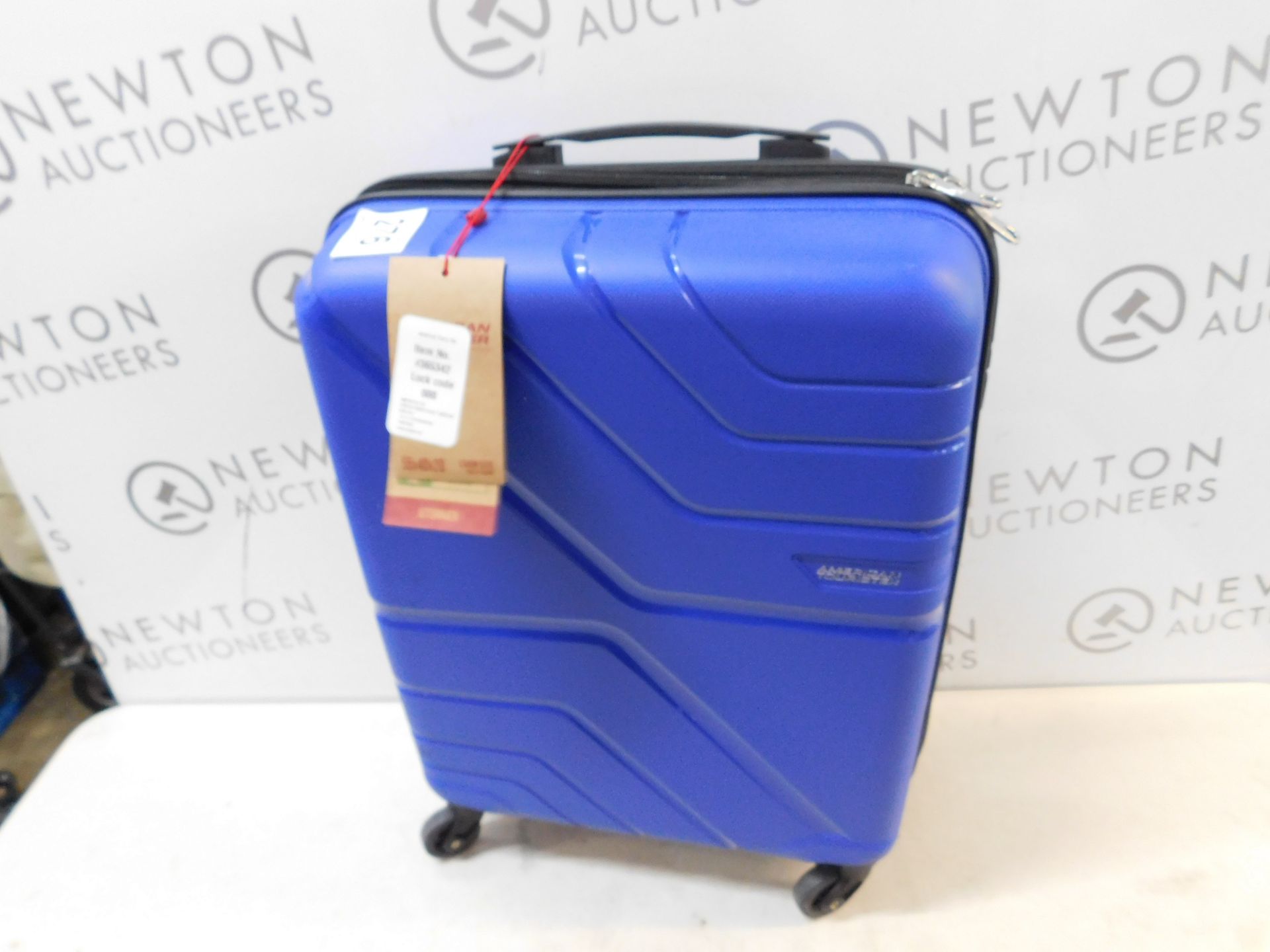 1 AMERICAN TOURISTER HARD CASE HAND LUGGAGE RRP Â£79.99