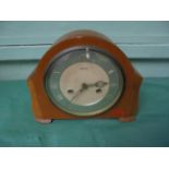 Smiths mantelclock in light oak domed case