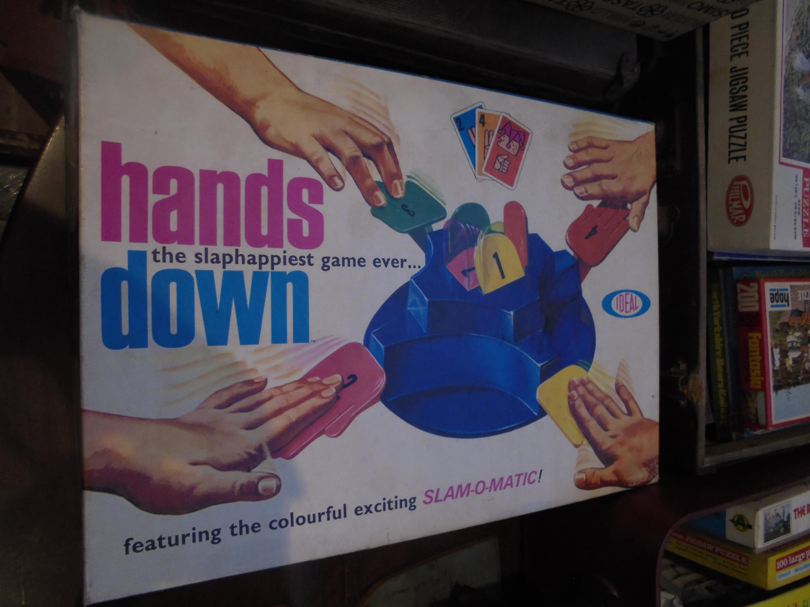 Slam-O-Matic 'Hands Down' boxed board game