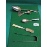 4 Victorian long handled salt spoons (1844) etc.